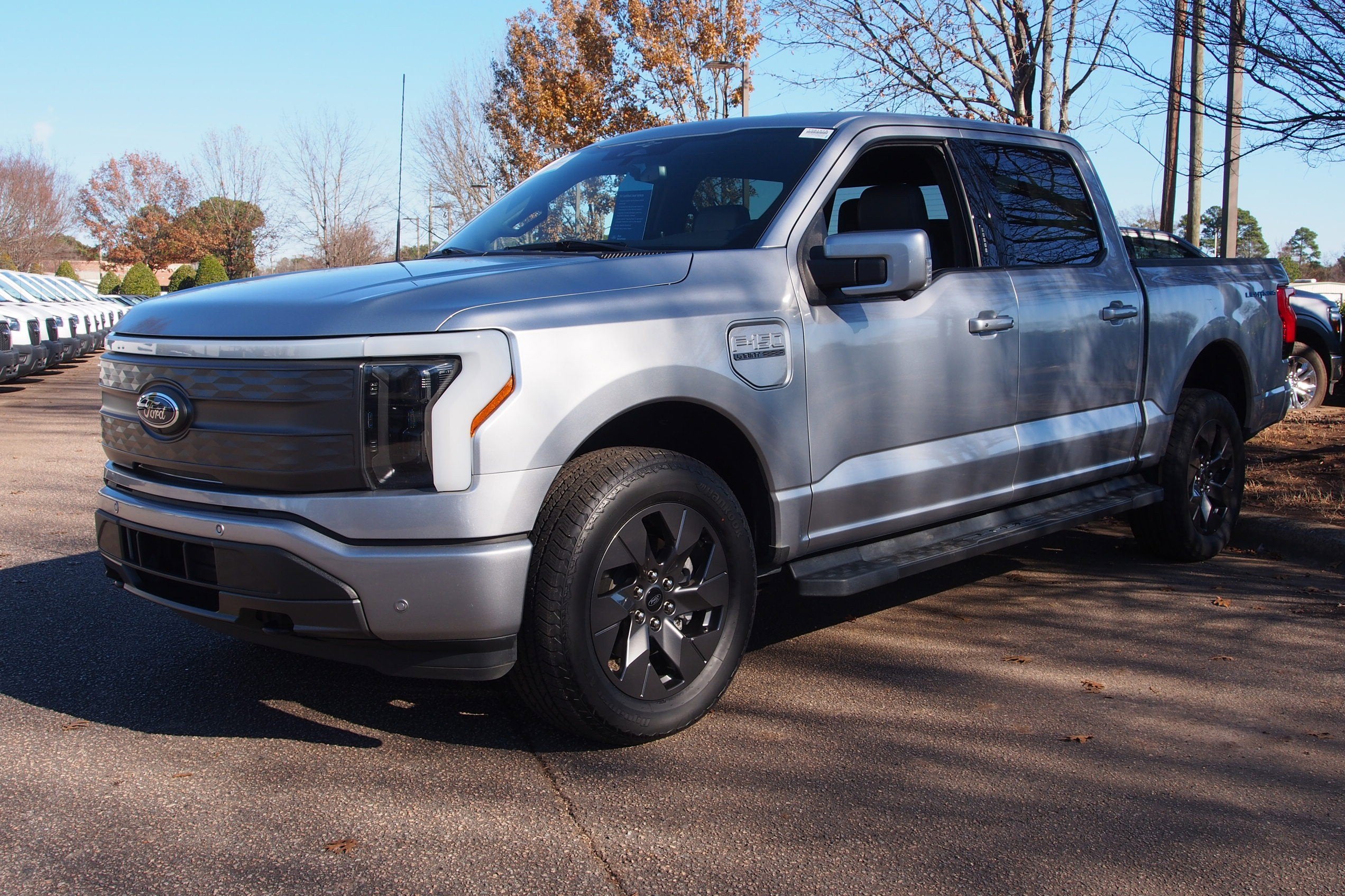 2023 Ford F-150 Lightning LARIAT