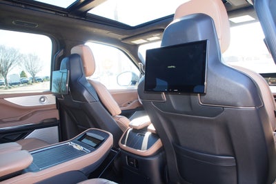 2025 Lincoln Navigator Black Label