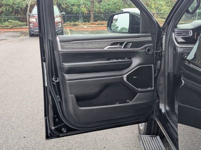 2022 Jeep Wagoneer Series III