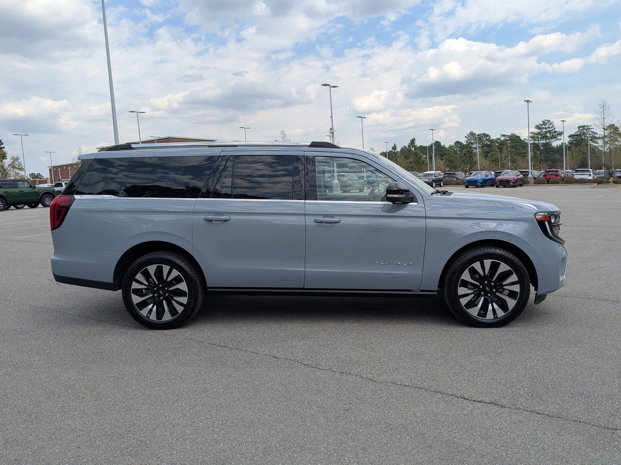 2025 Ford Expedition Max Platinum