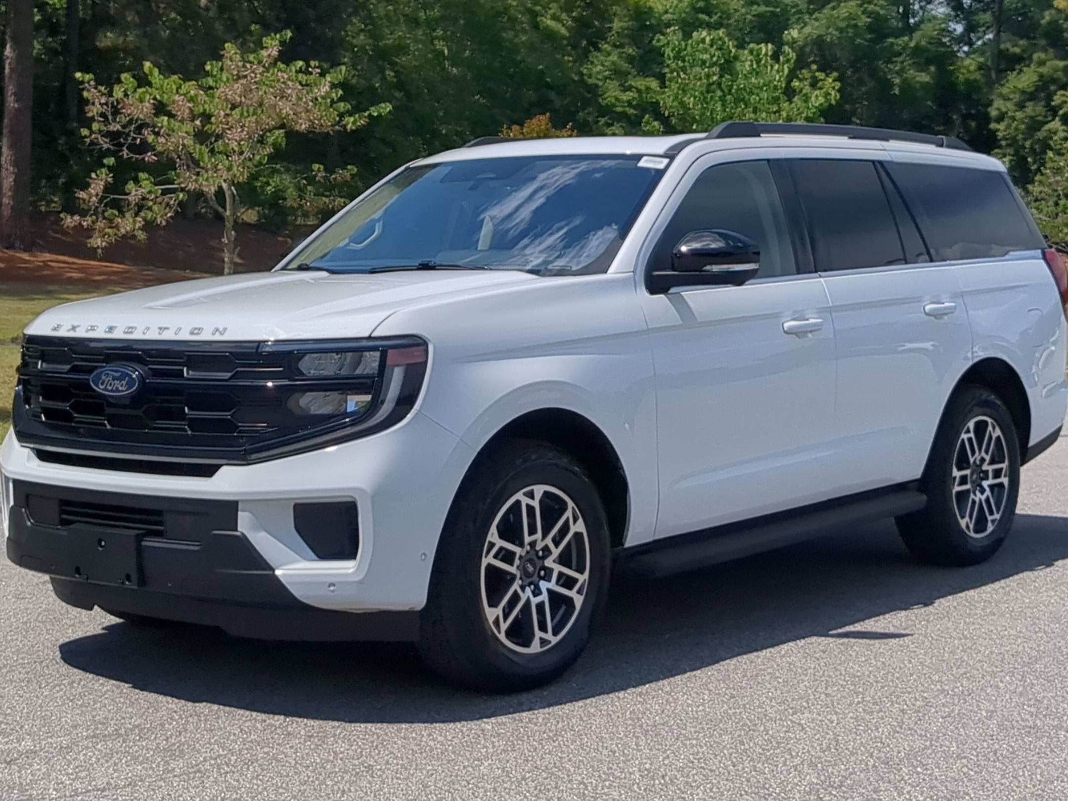 2025 Ford Expedition Active
