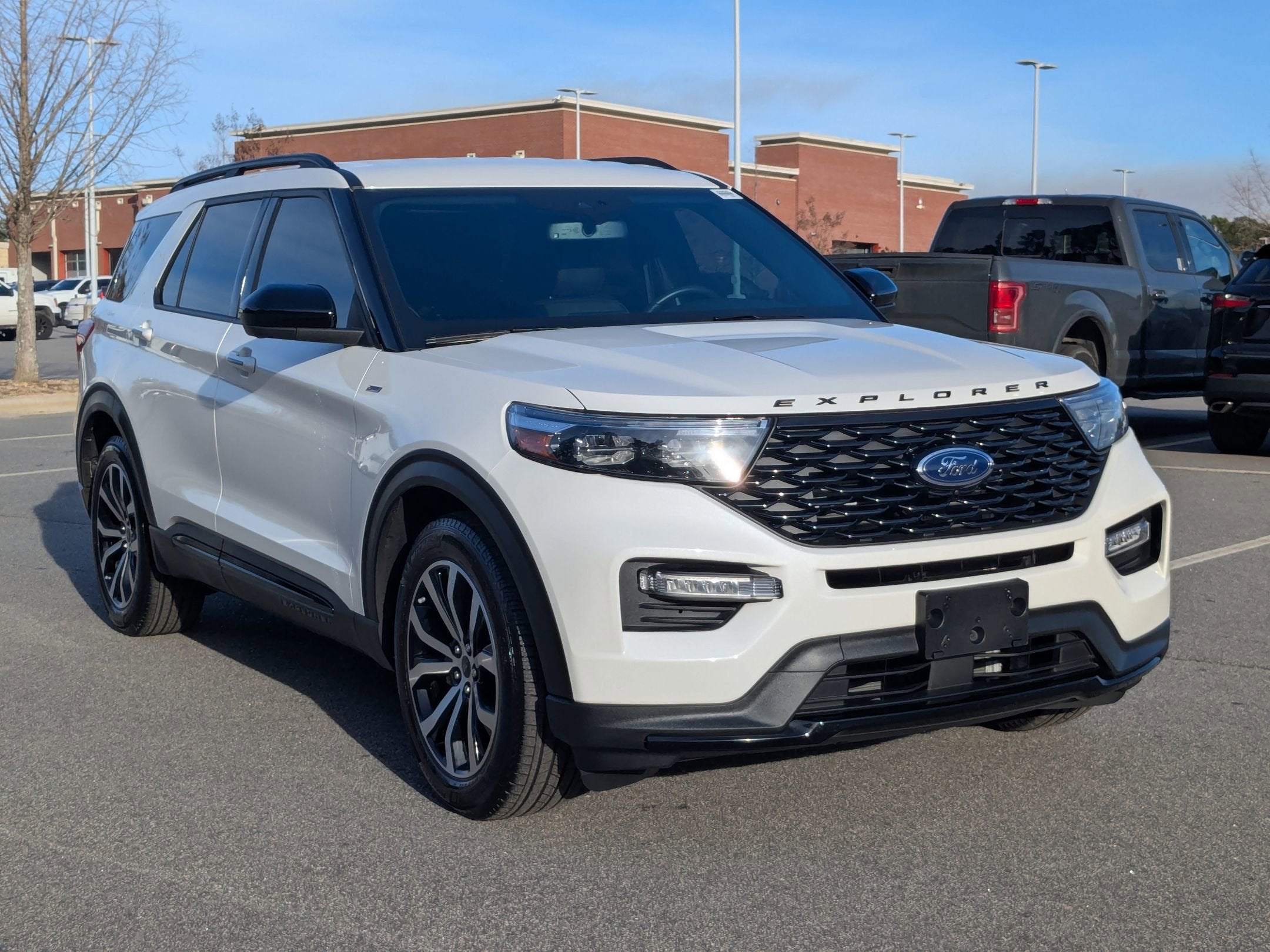 2022 Ford Explorer ST-Line