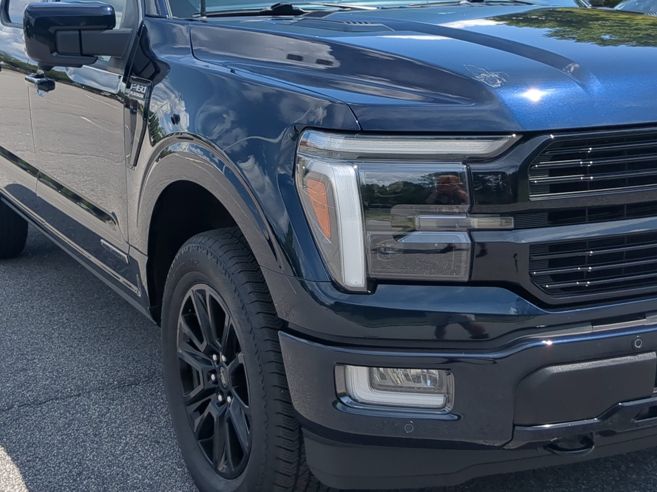 2025 Ford F-150 Platinum