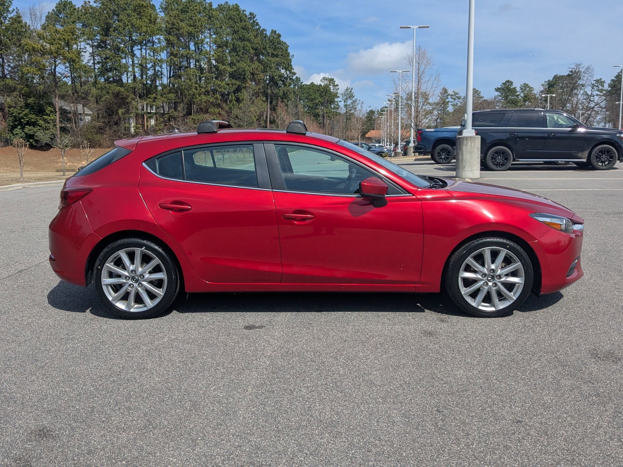 2017 Mazda Mazda3 5-Door Touring 2.5