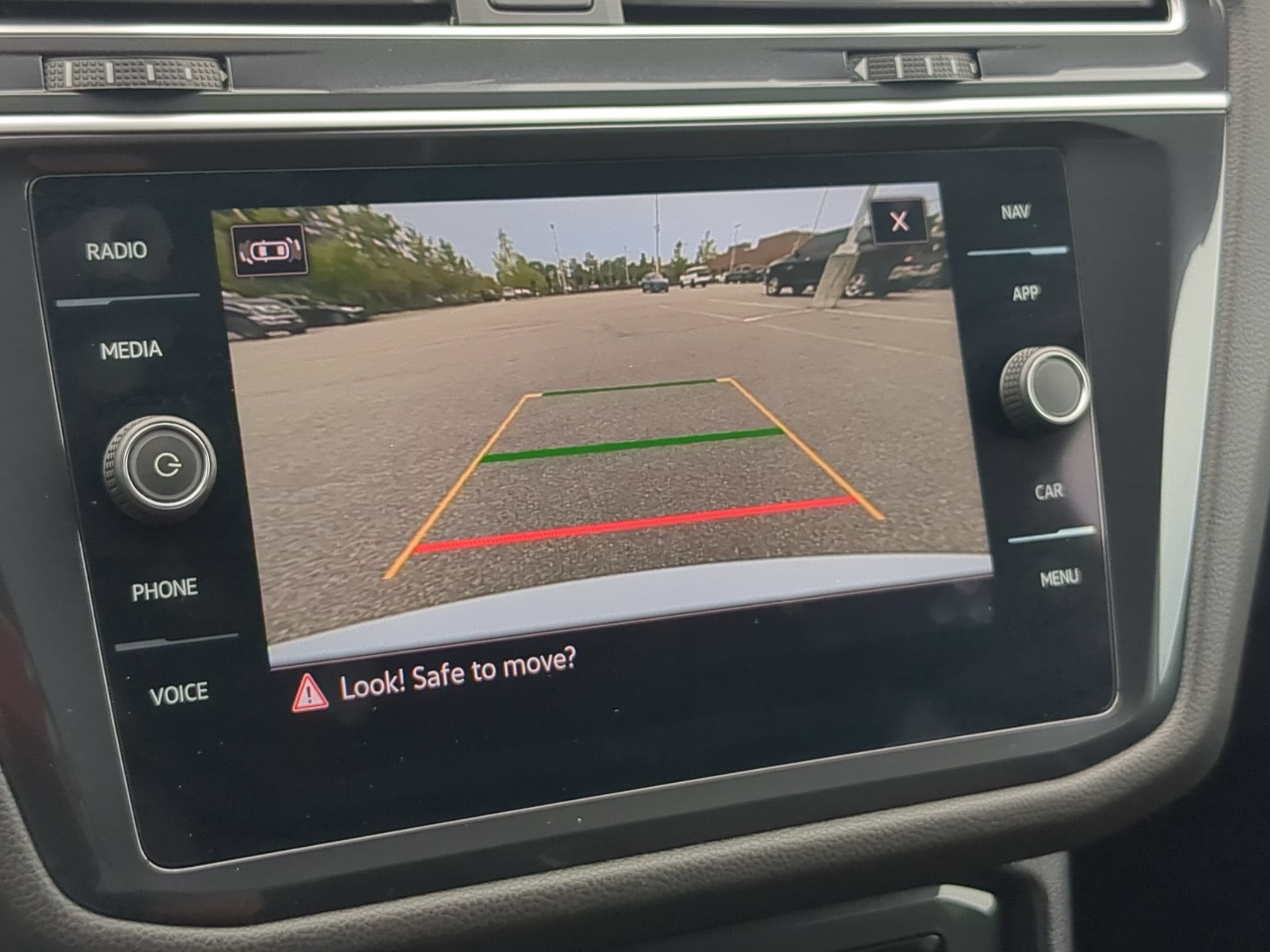 2024 Volkswagen Tiguan SEL R-Line