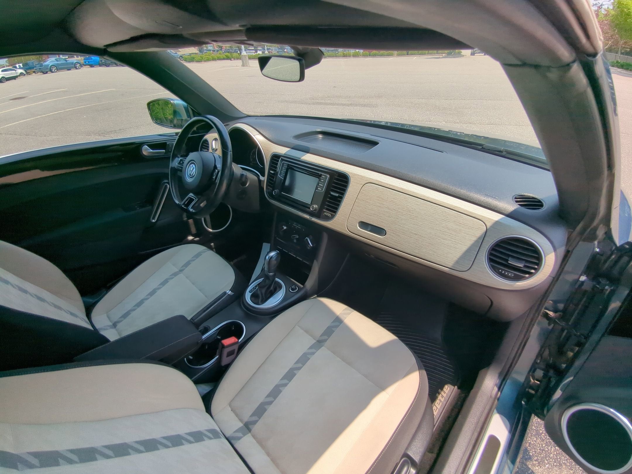 2018 Volkswagen Beetle Convertible Coast