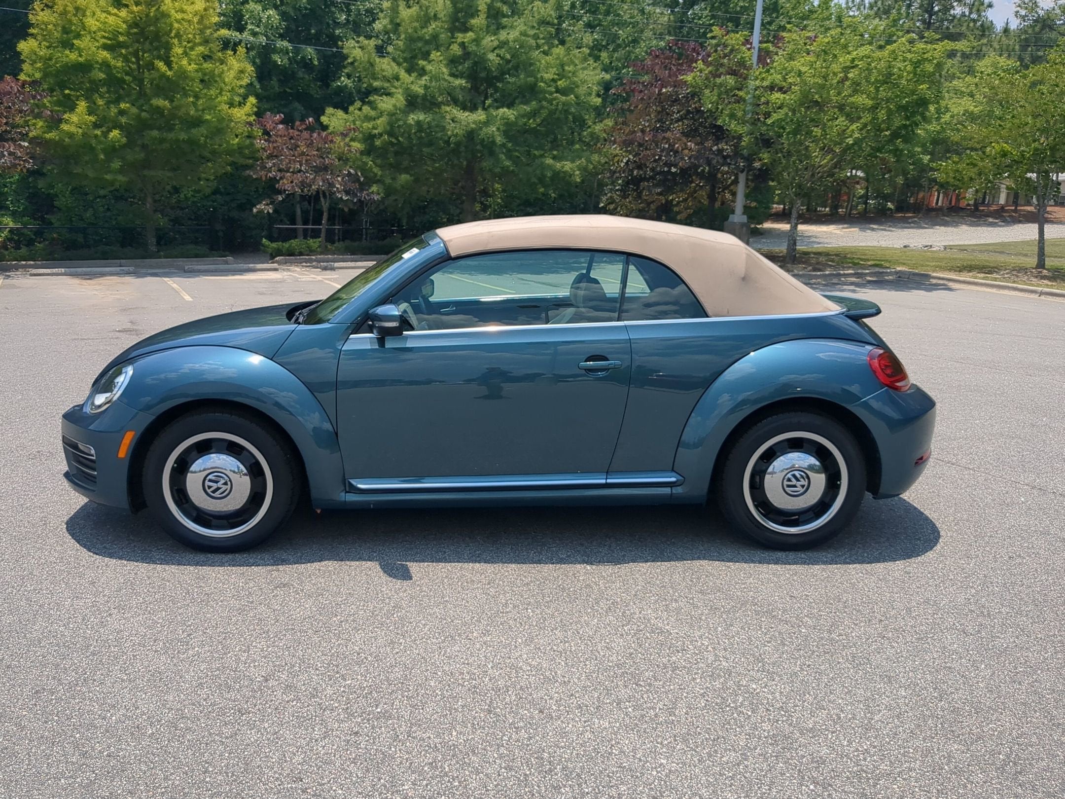 2018 Volkswagen Beetle Convertible Coast
