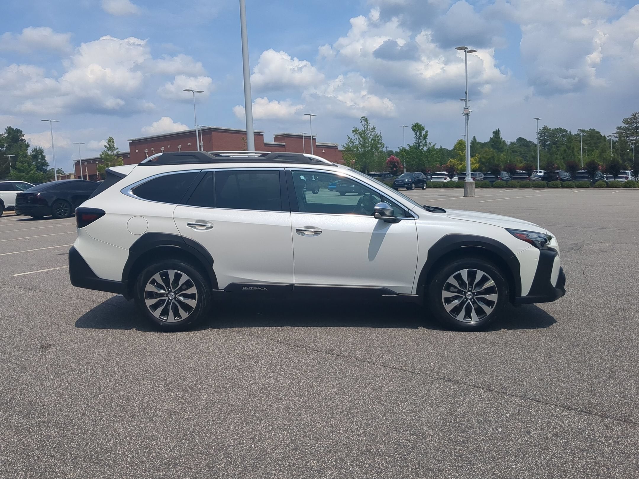 2023 Subaru Outback Touring XT