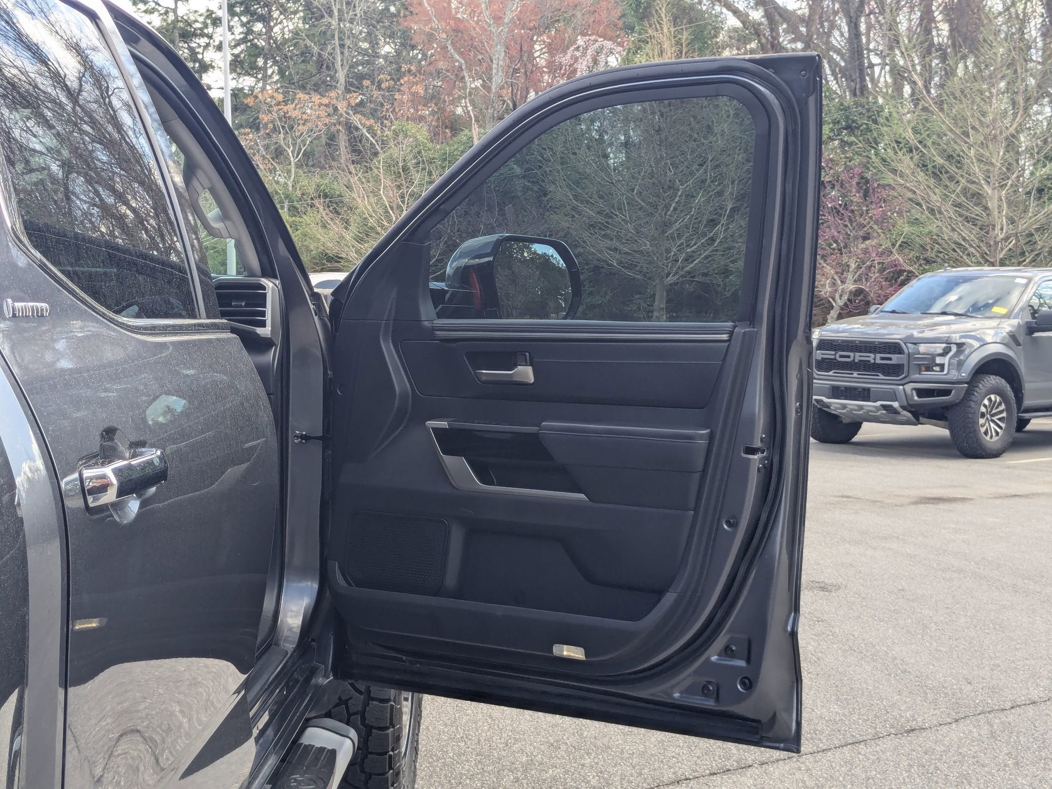 2023 Toyota Tundra 4WD Limited Hybrid