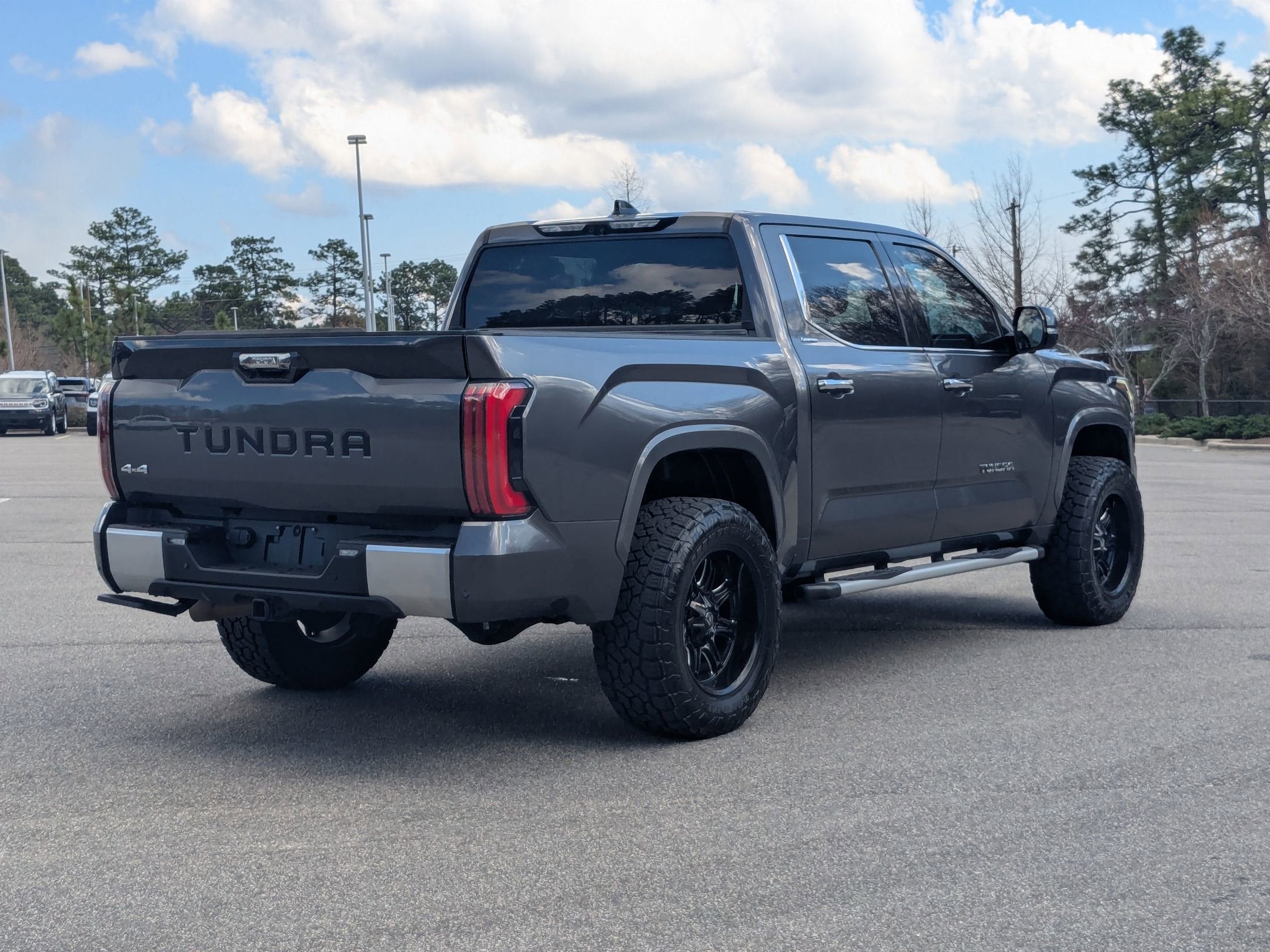 2023 Toyota Tundra 4WD Limited Hybrid