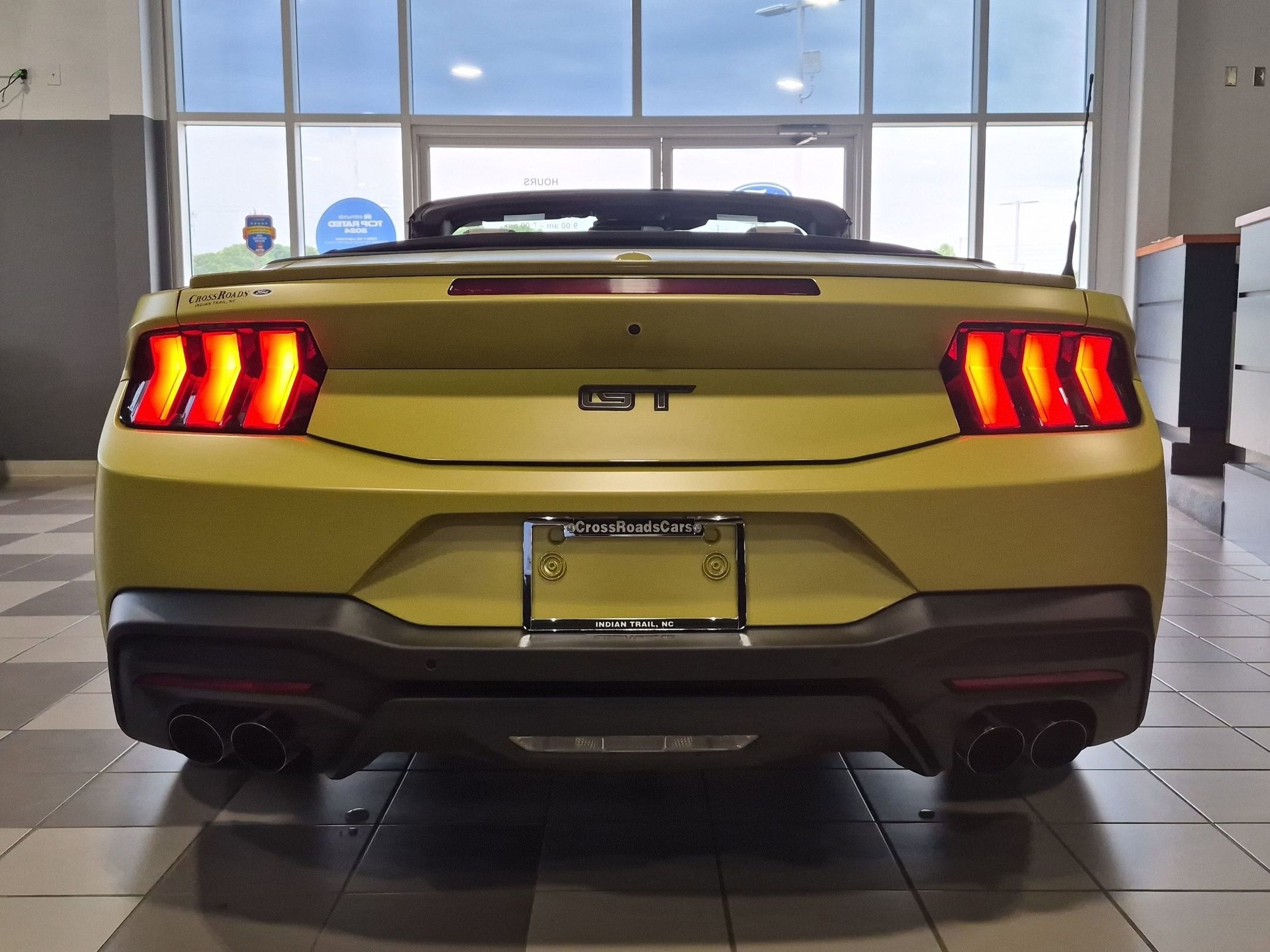 2025 Ford Mustang GT Premium