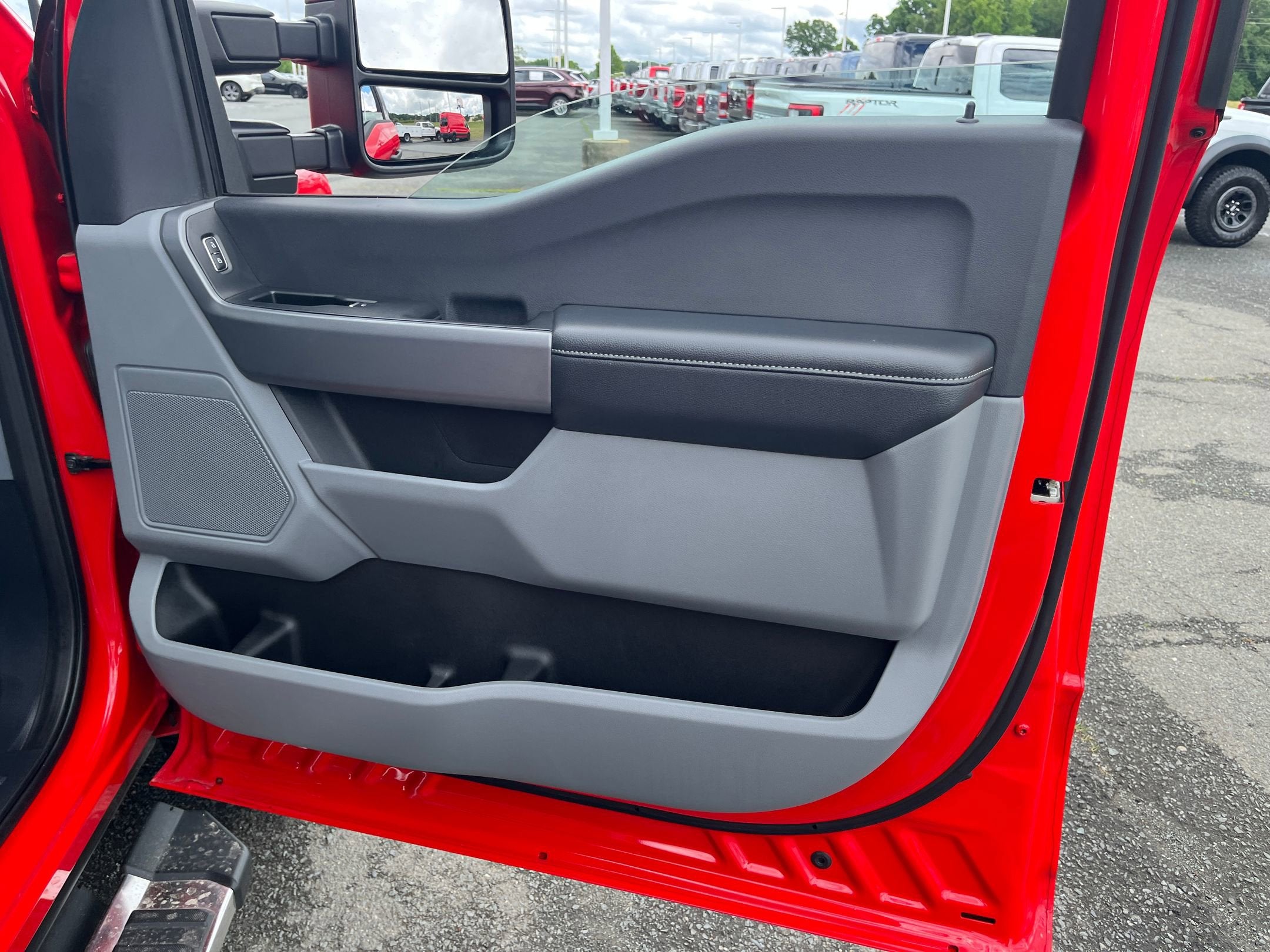 2024 Ford Super Duty F-250 SRW XLT