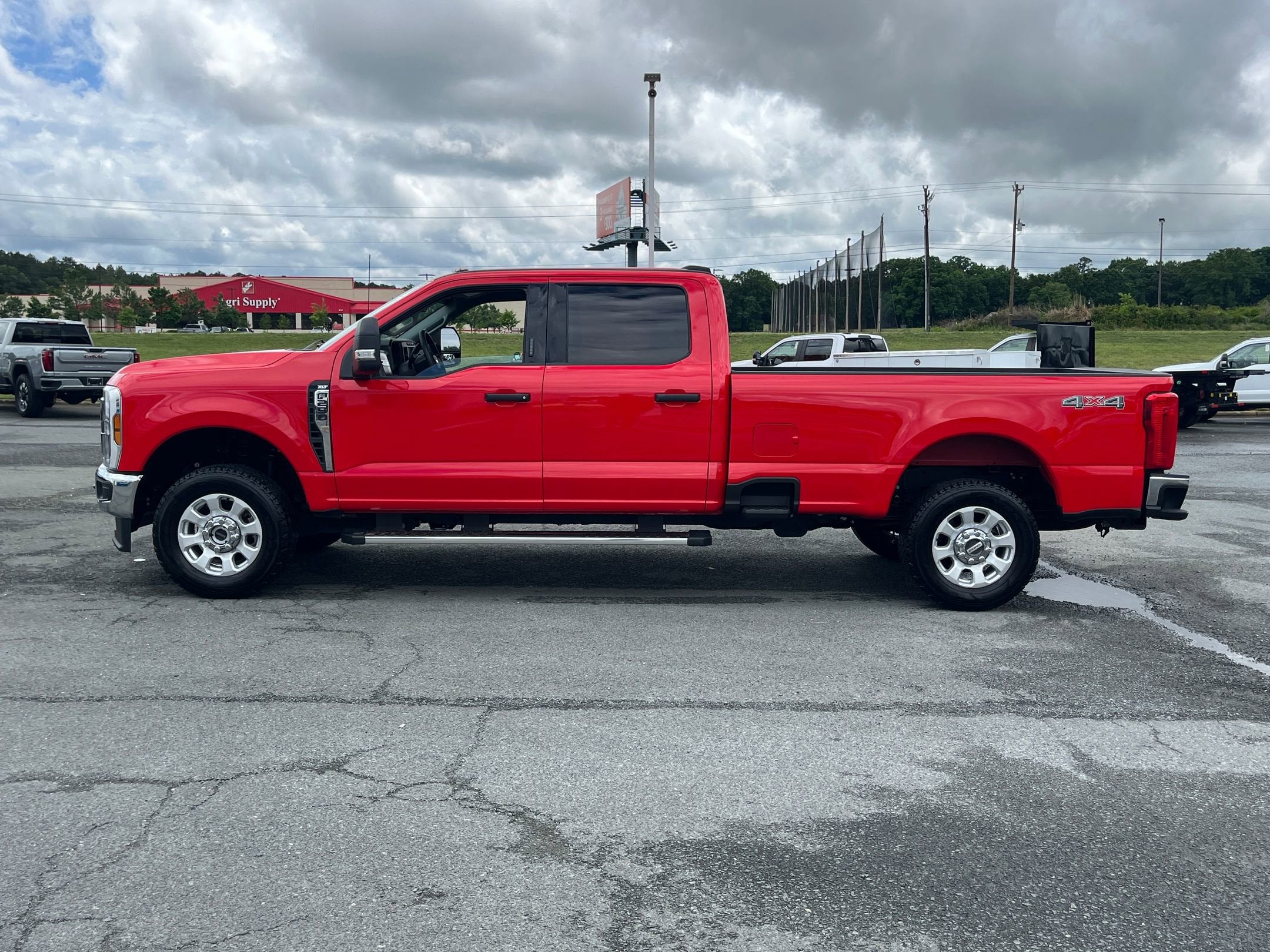 2024 Ford Super Duty F-250 SRW XLT