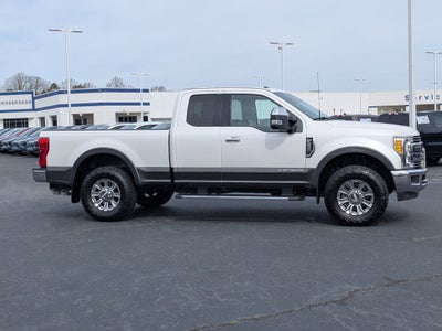 2017 Ford Super Duty F-250 SRW Lariat