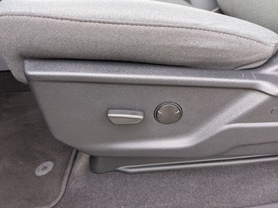 2023 Ford F-150 Lightning XLT