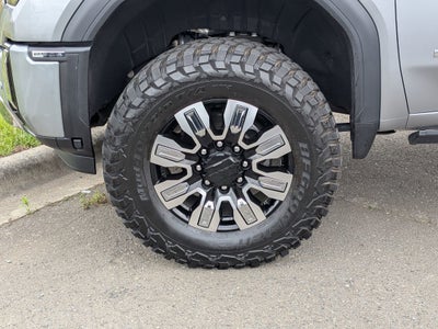 2025 GMC Sierra 2500HD Denali