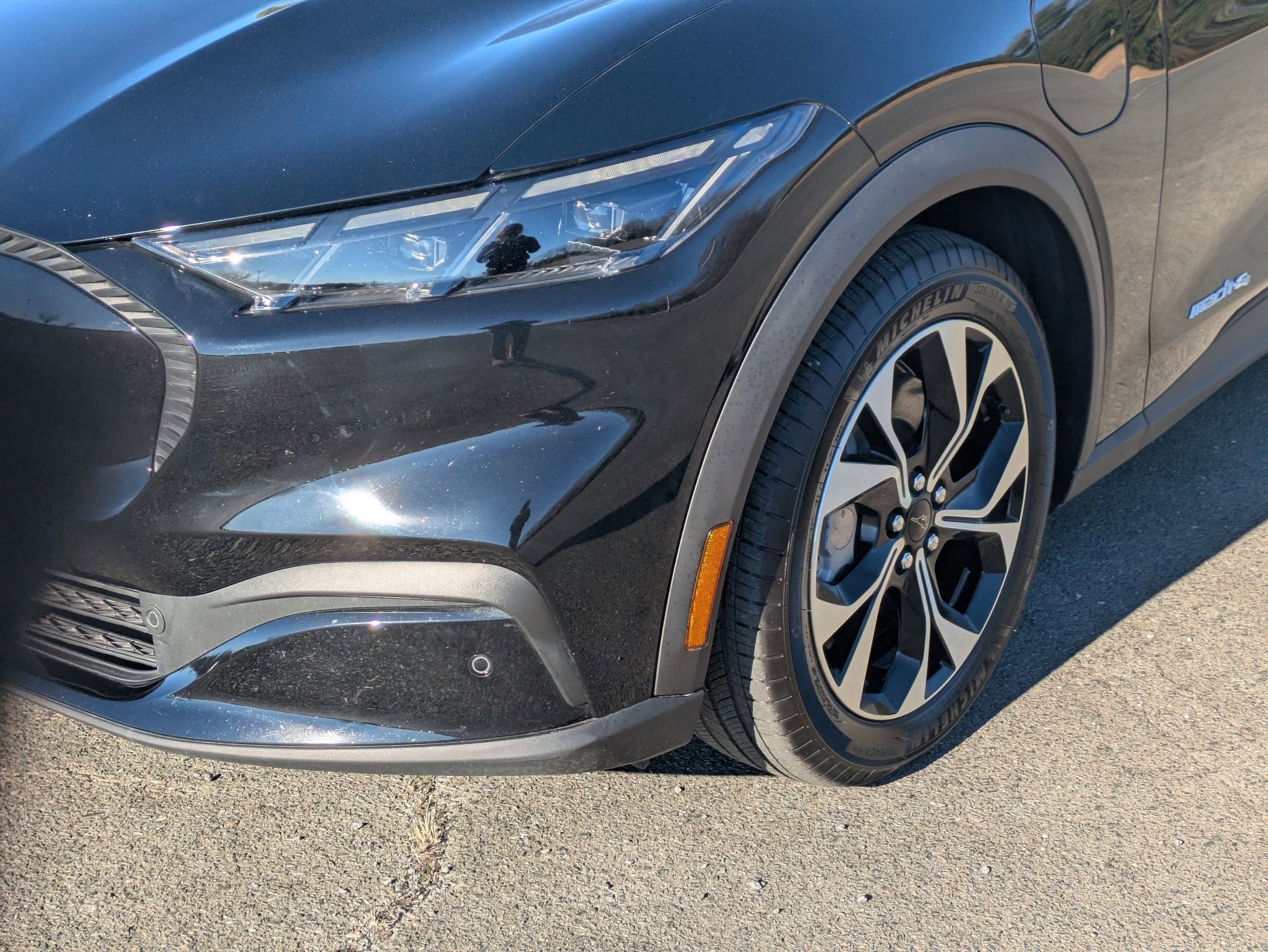 2025 Ford Mustang Mach-E Select