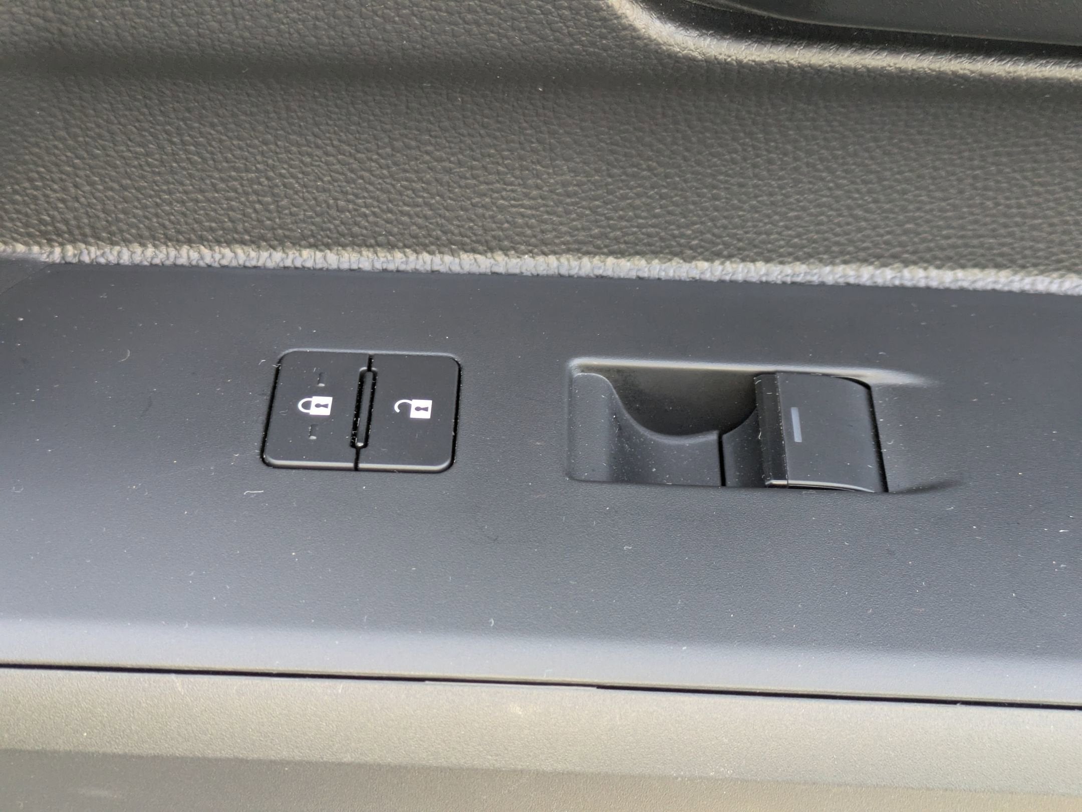 2024 Toyota Tacoma 2WD SR5