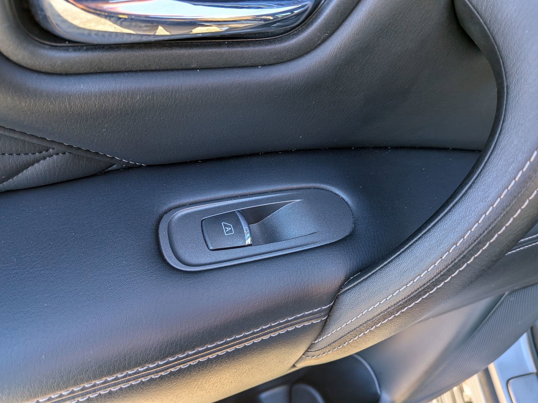 2021 INFINITI QX80 SENSORY