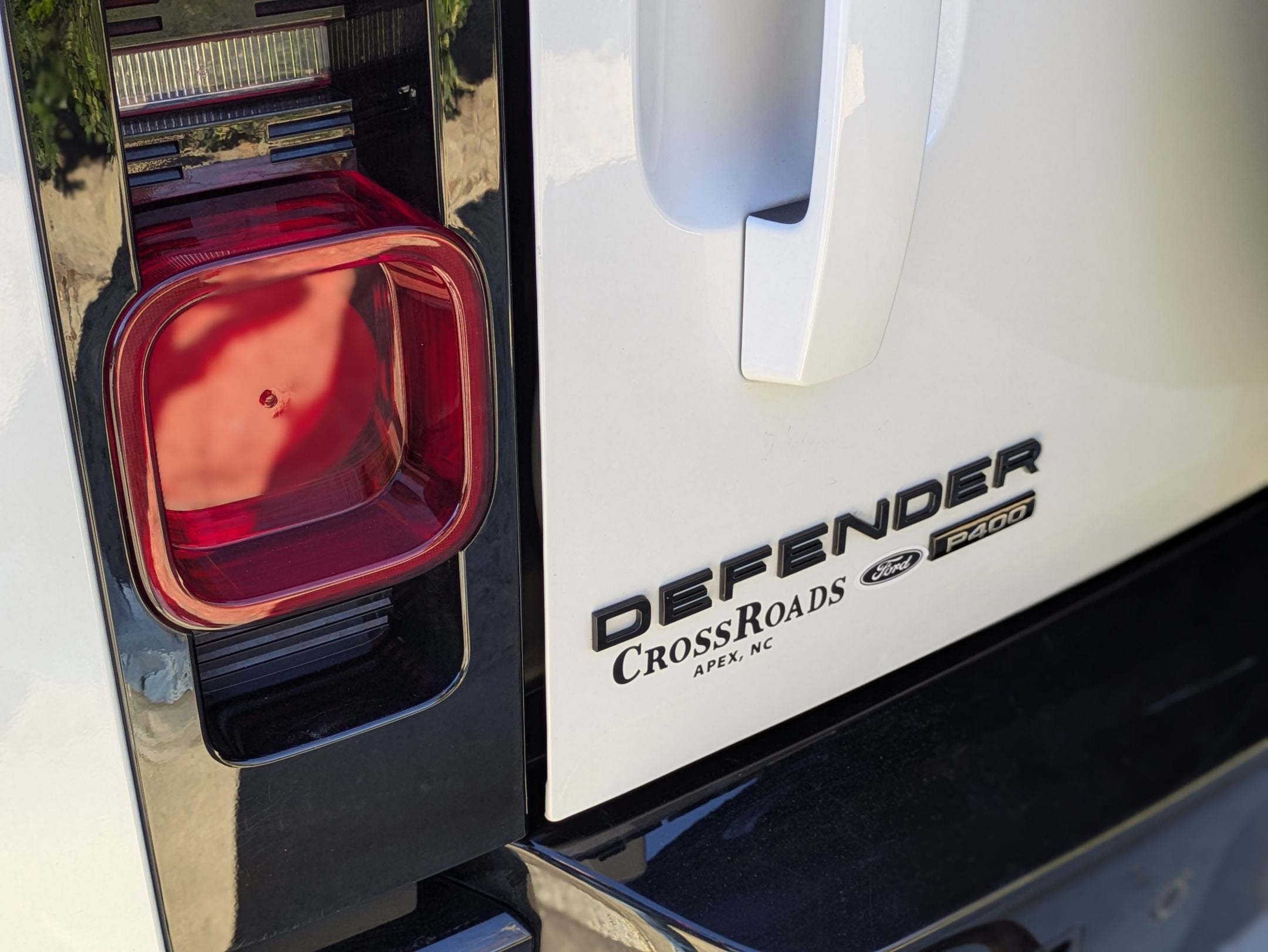 2023 Land Rover Defender X-Dynamic SE