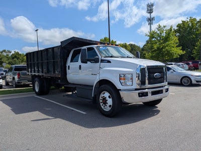 2017 Ford F-750SD Base