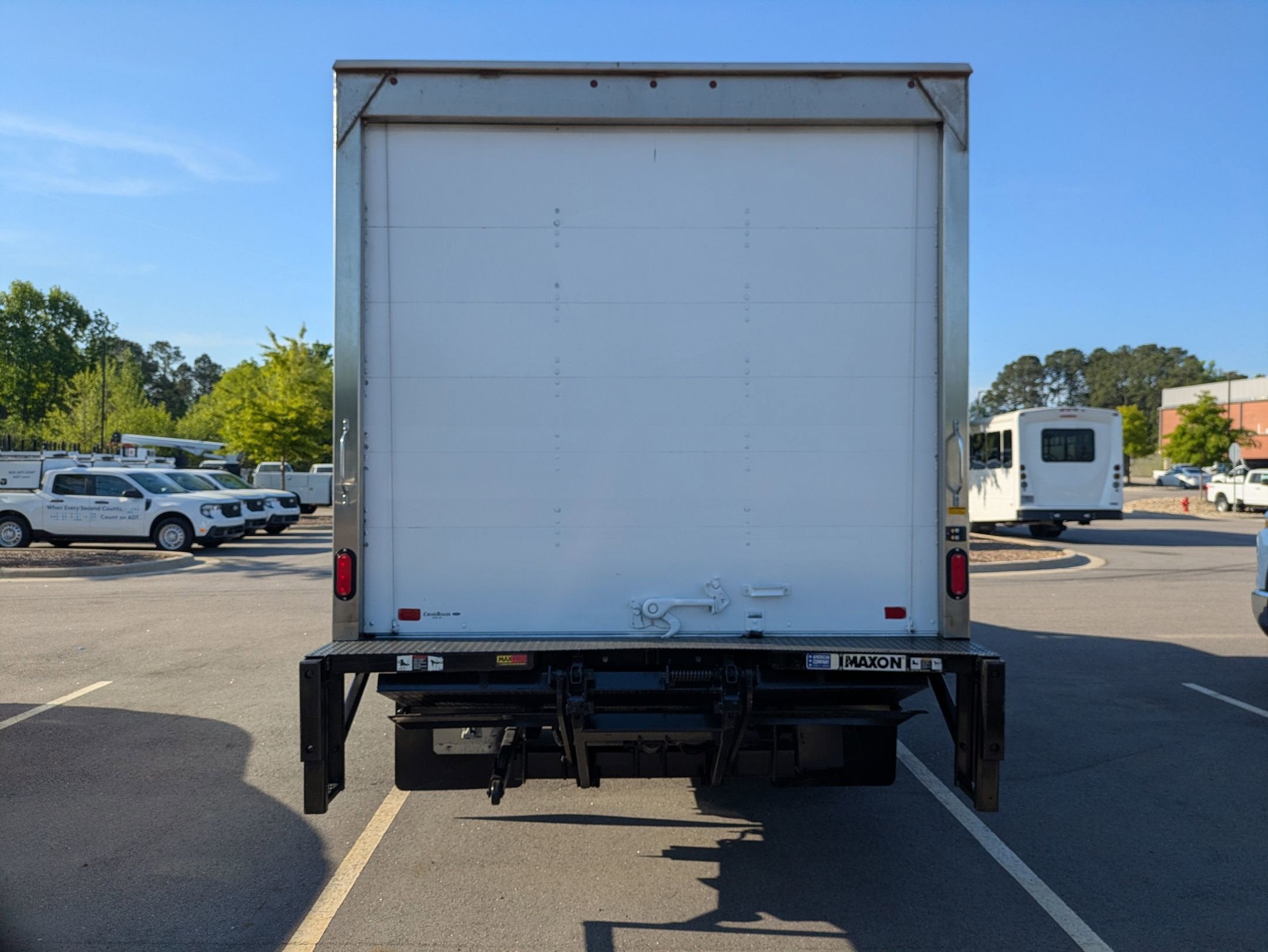 2024 Ford E-Series Cutaway Base