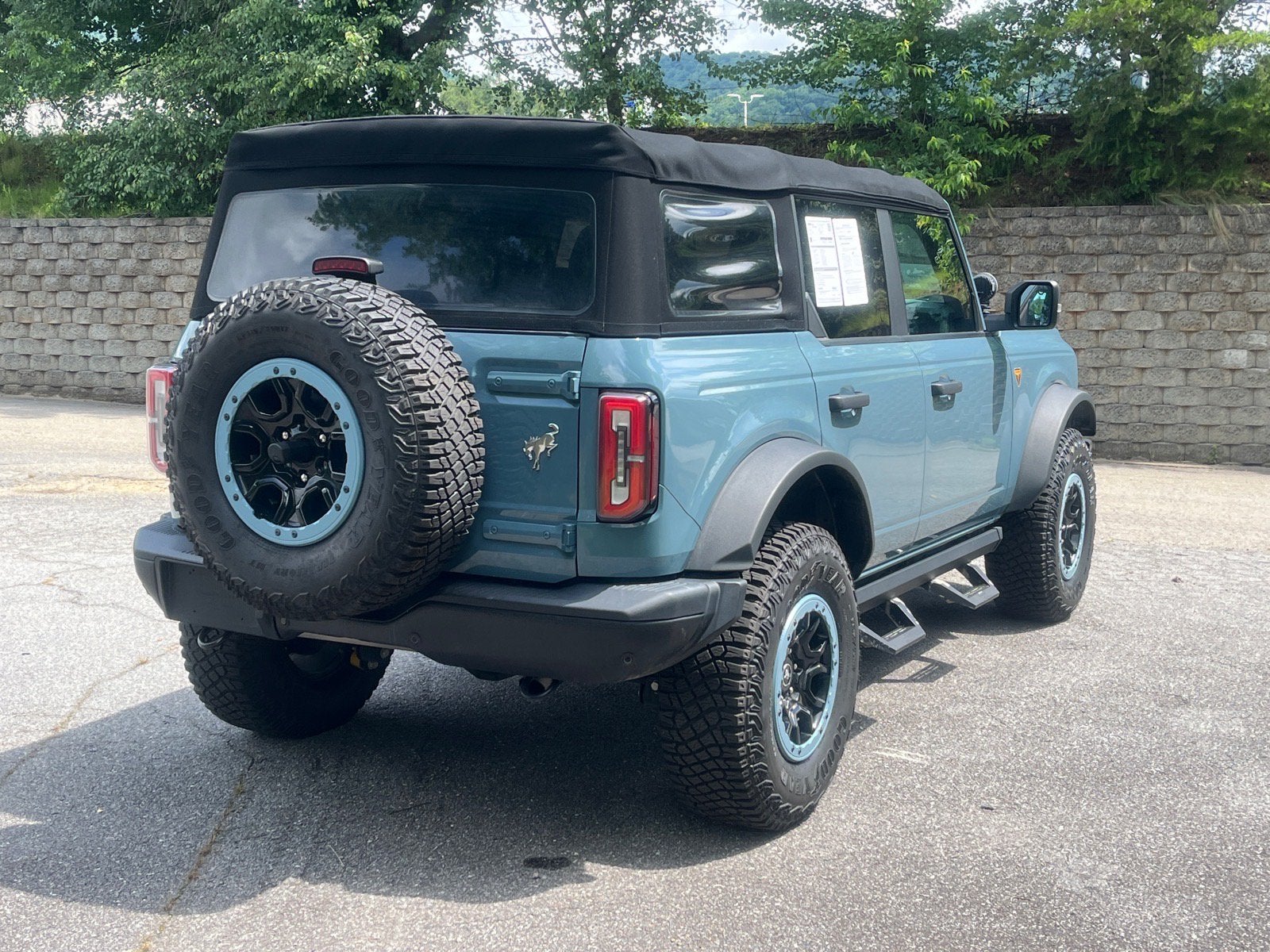 2022 Ford Bronco Badlands