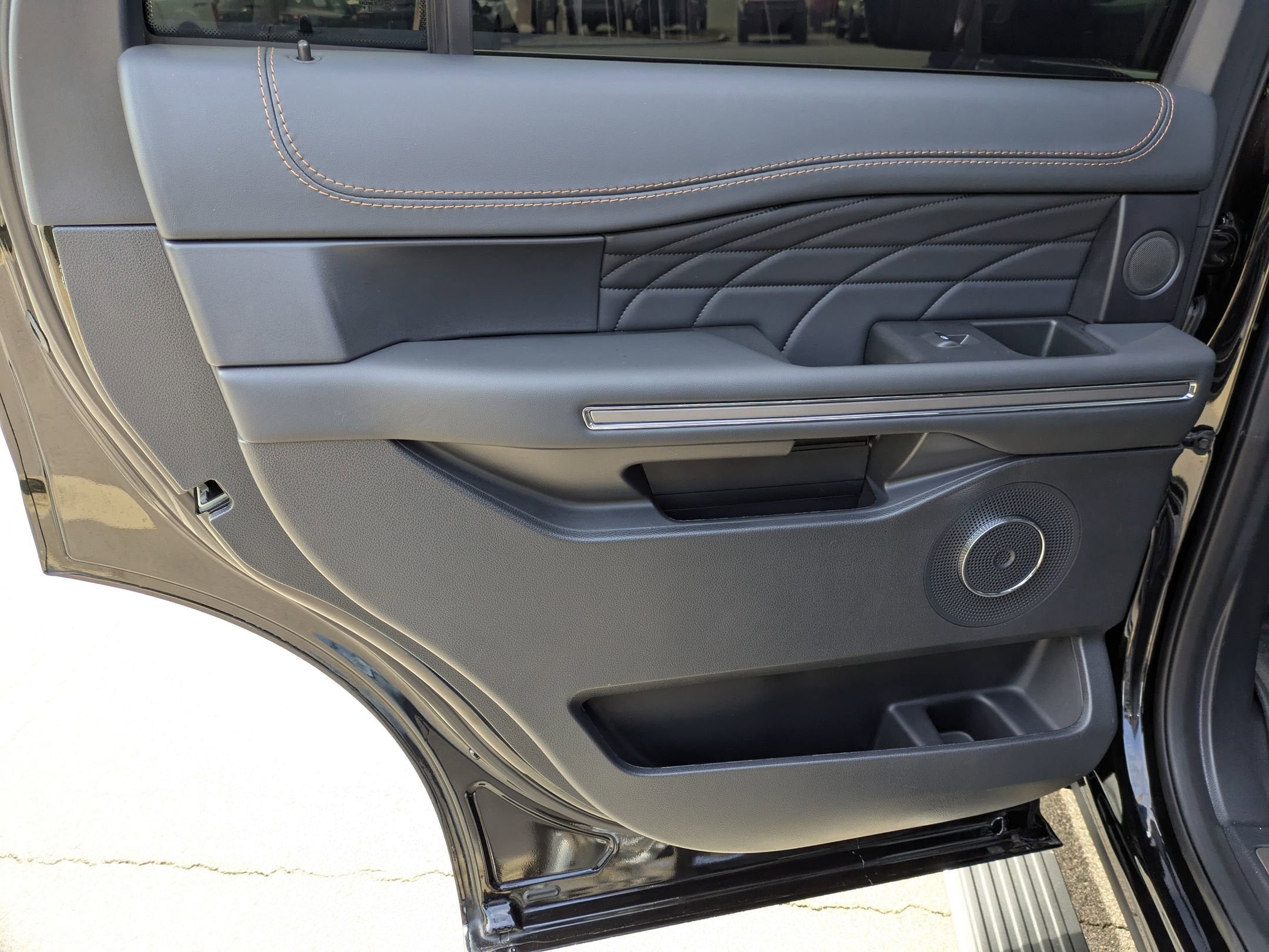 2024 Ford Expedition Platinum