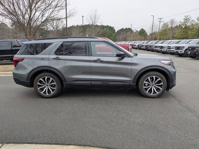 2024 Ford Explorer ST-Line