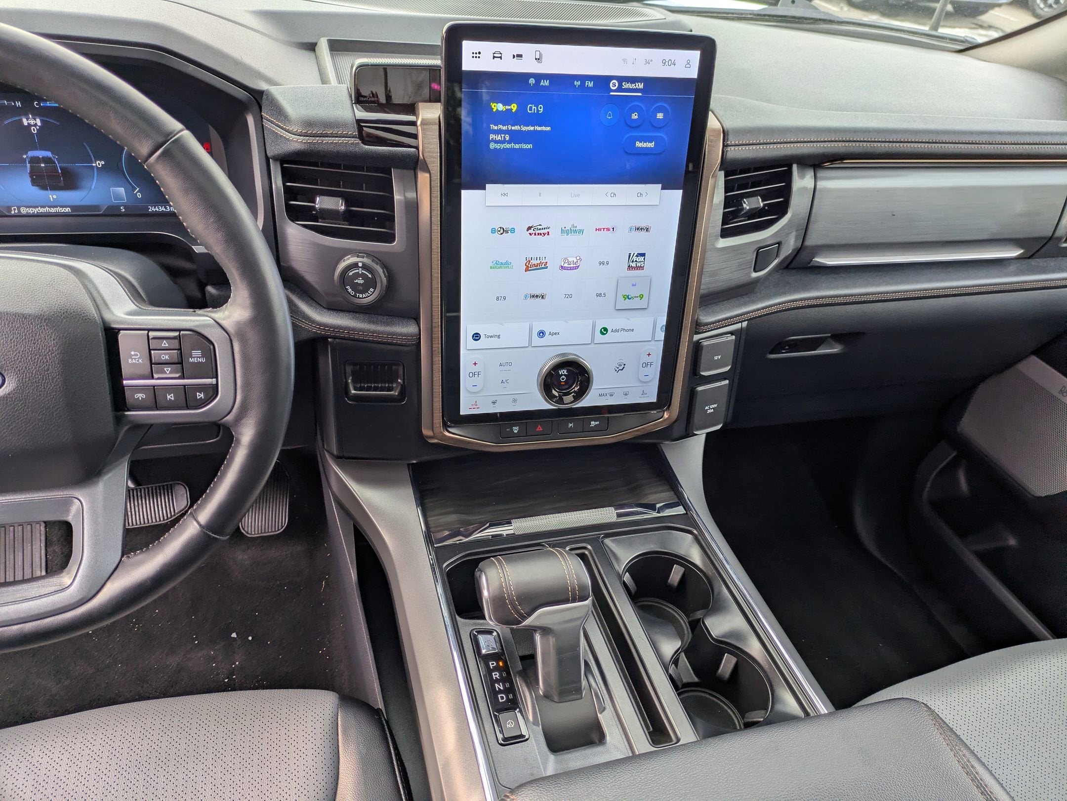 2024 Ford F-150 Lightning LARIAT