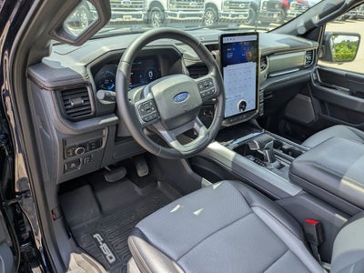 2025 Ford F-150 Lightning LARIAT