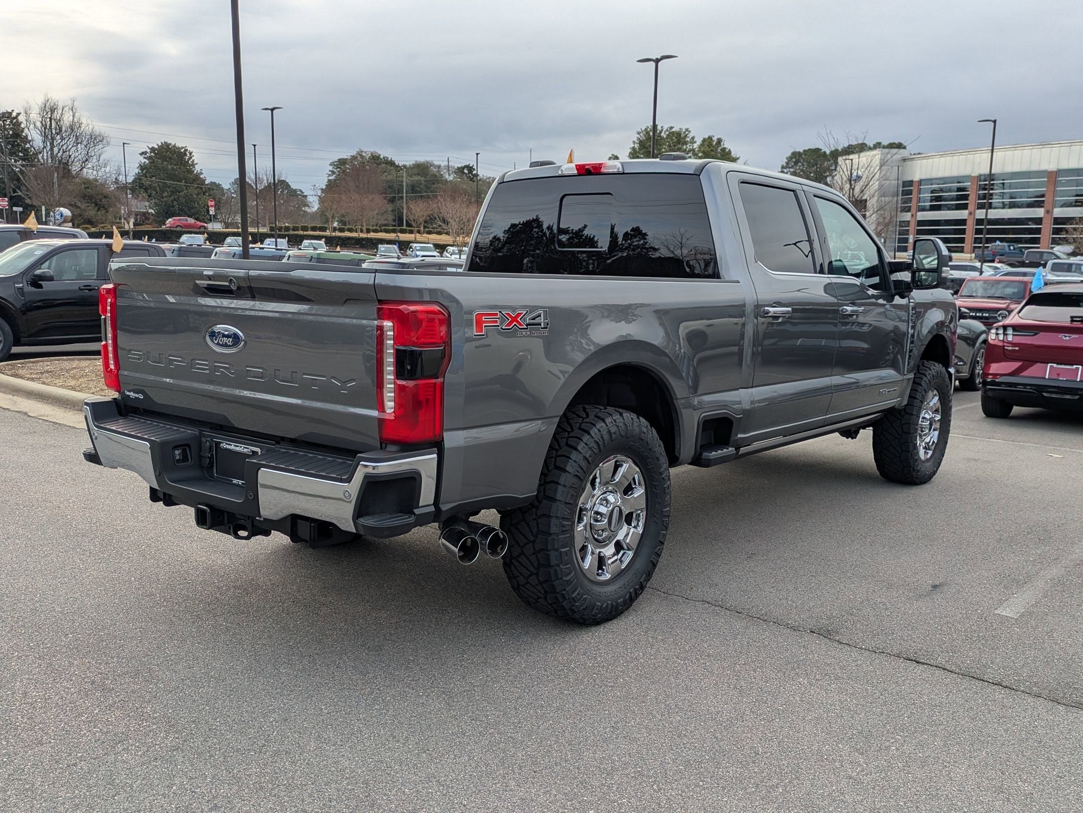 2024 Ford Super Duty F-250 SRW LARIAT