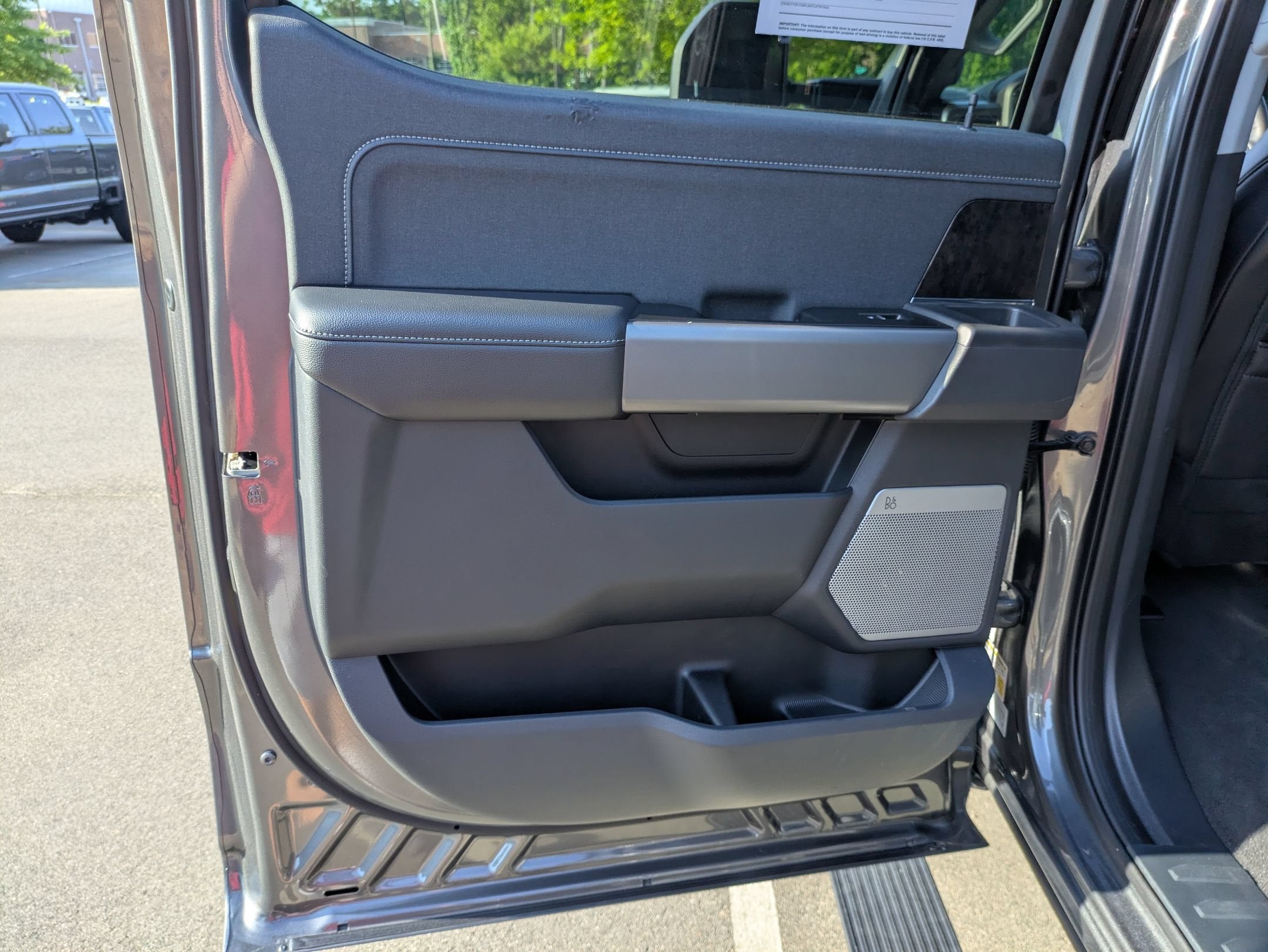 2025 Ford Super Duty F-250 SRW Black Widow Edition