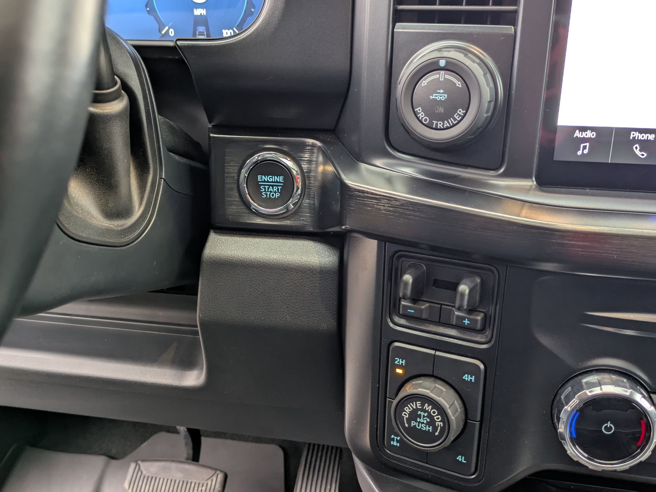 2024 Ford Super Duty F-350 SRW LARIAT