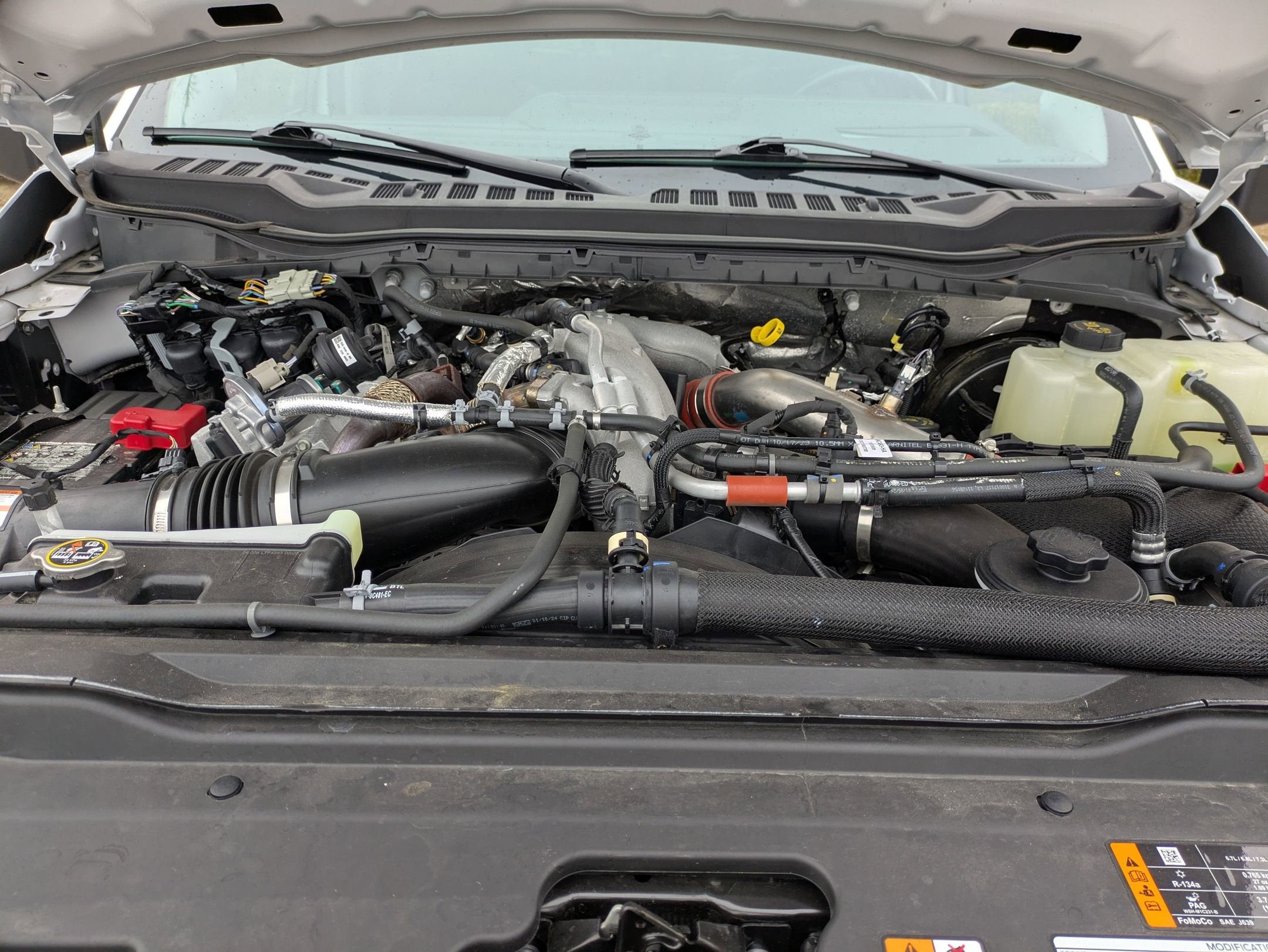 2024 Ford Super Duty F-350 SRW LARIAT