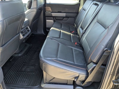 2024 Ford Super Duty F-350 SRW LARIAT
