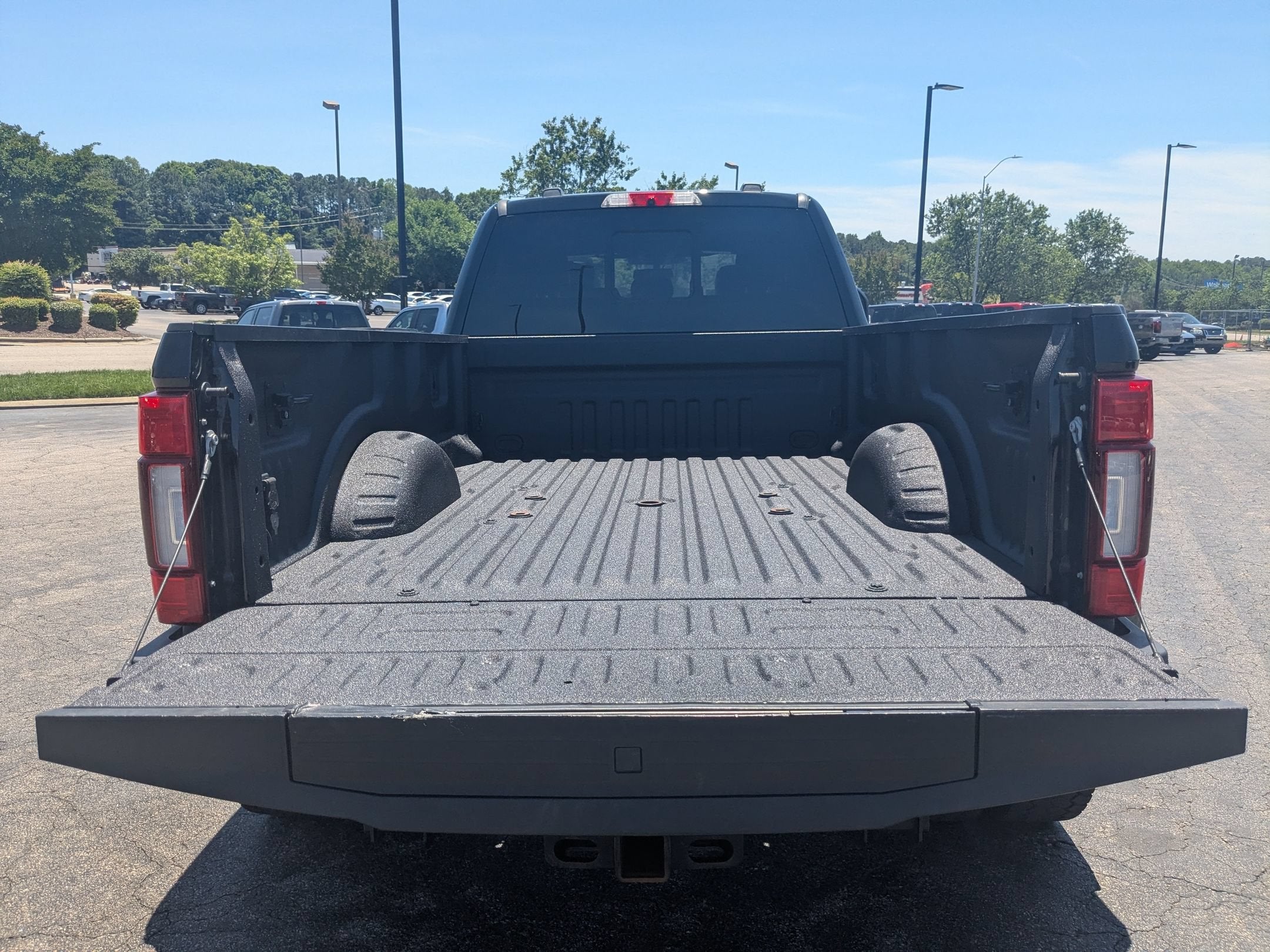 2022 Ford Super Duty F-450 DRW Platinum