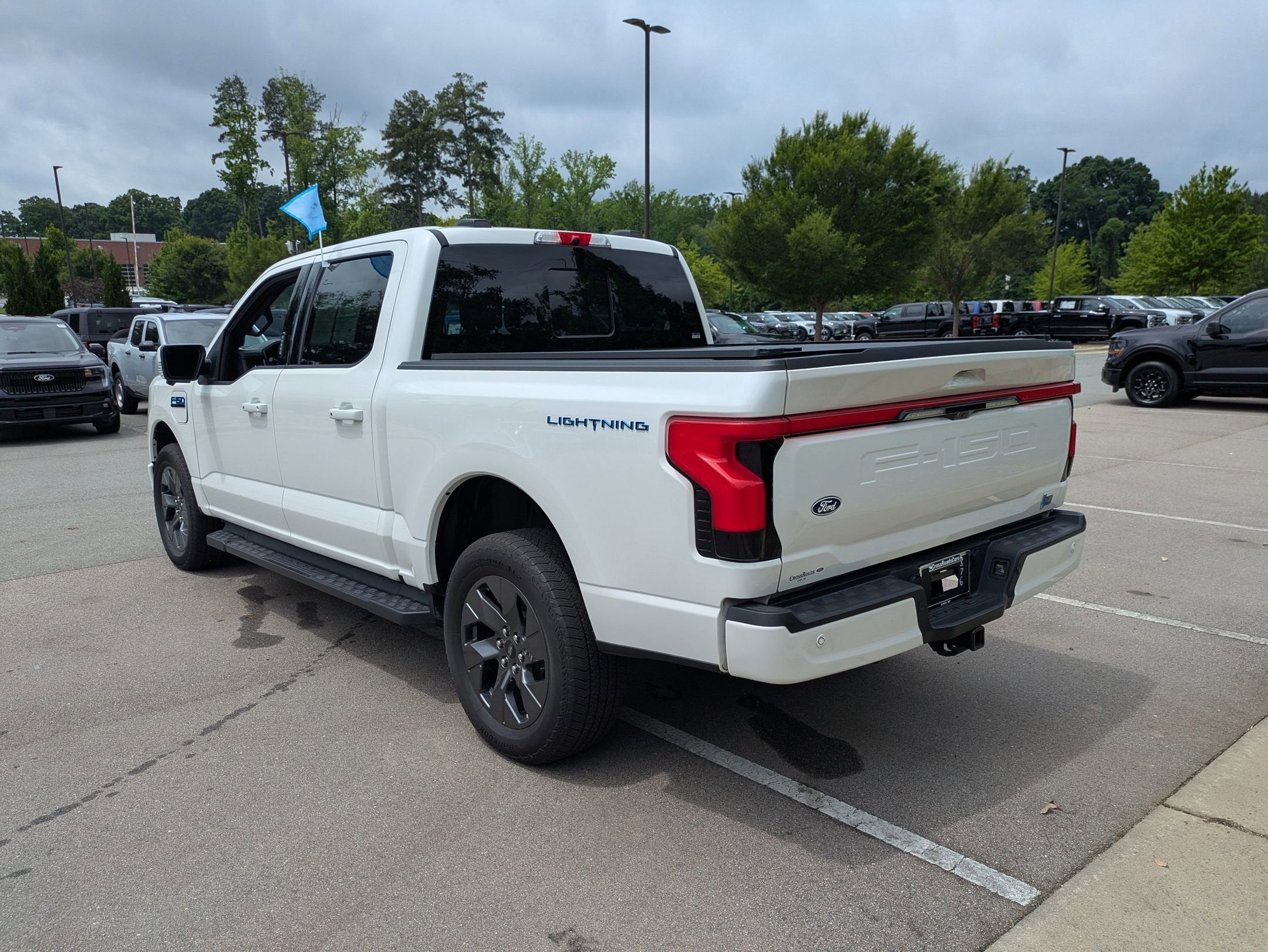 2025 Ford F-150 Lightning LARIAT