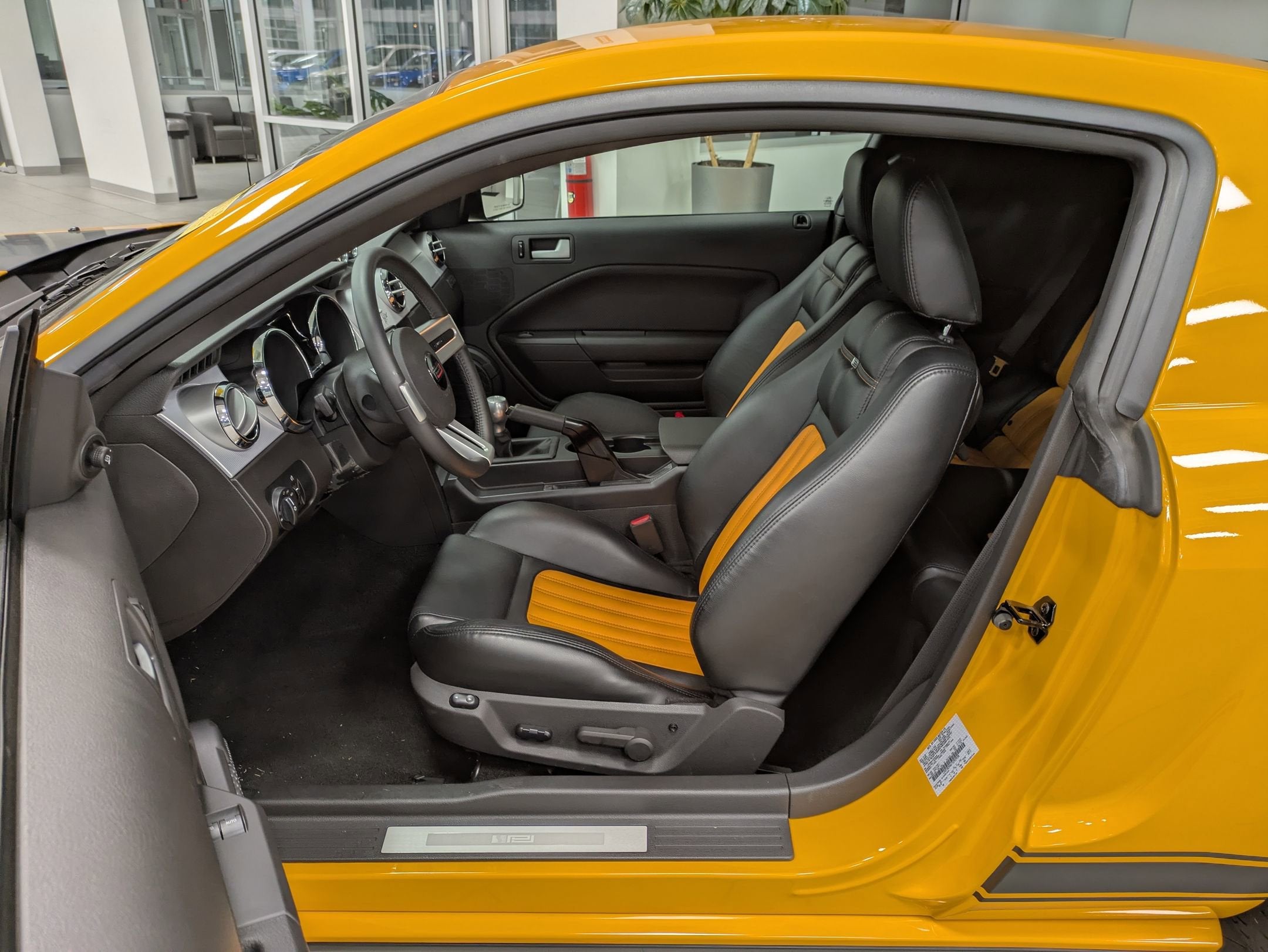 2007 Ford Mustang GT Deluxe