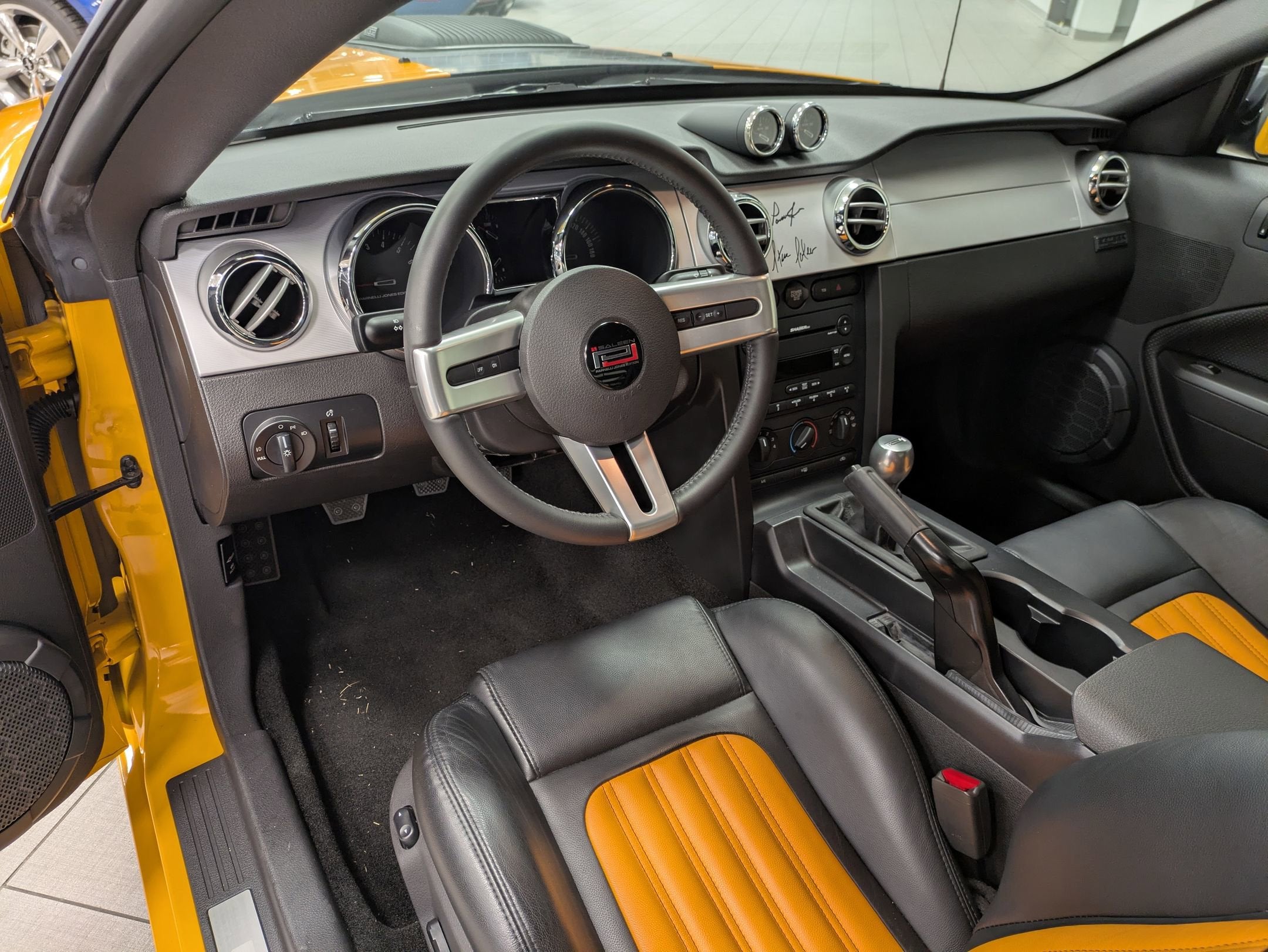 2007 Ford Mustang GT Deluxe