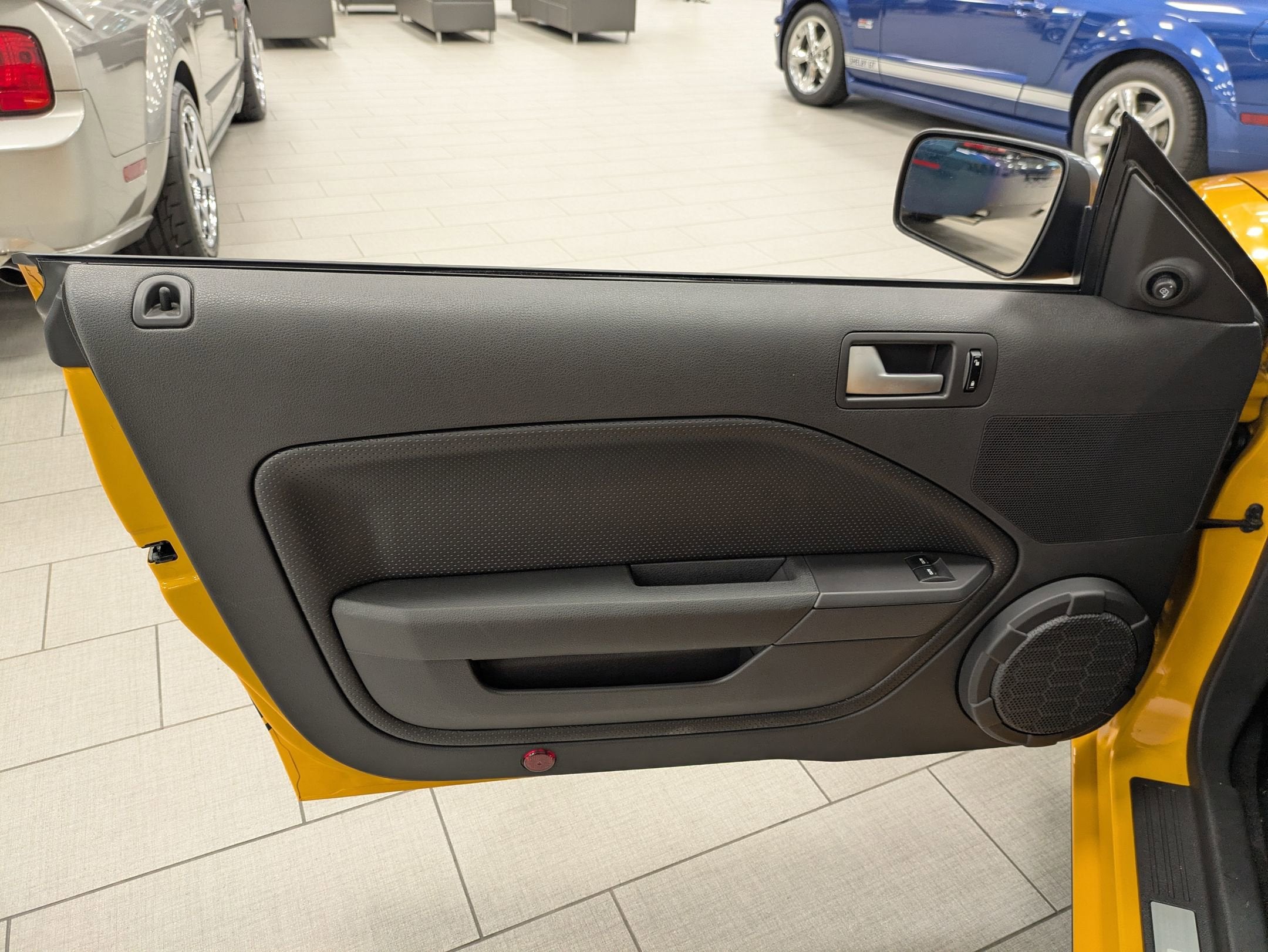 2007 Ford Mustang GT Deluxe