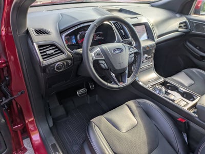 2020 Ford Edge ST