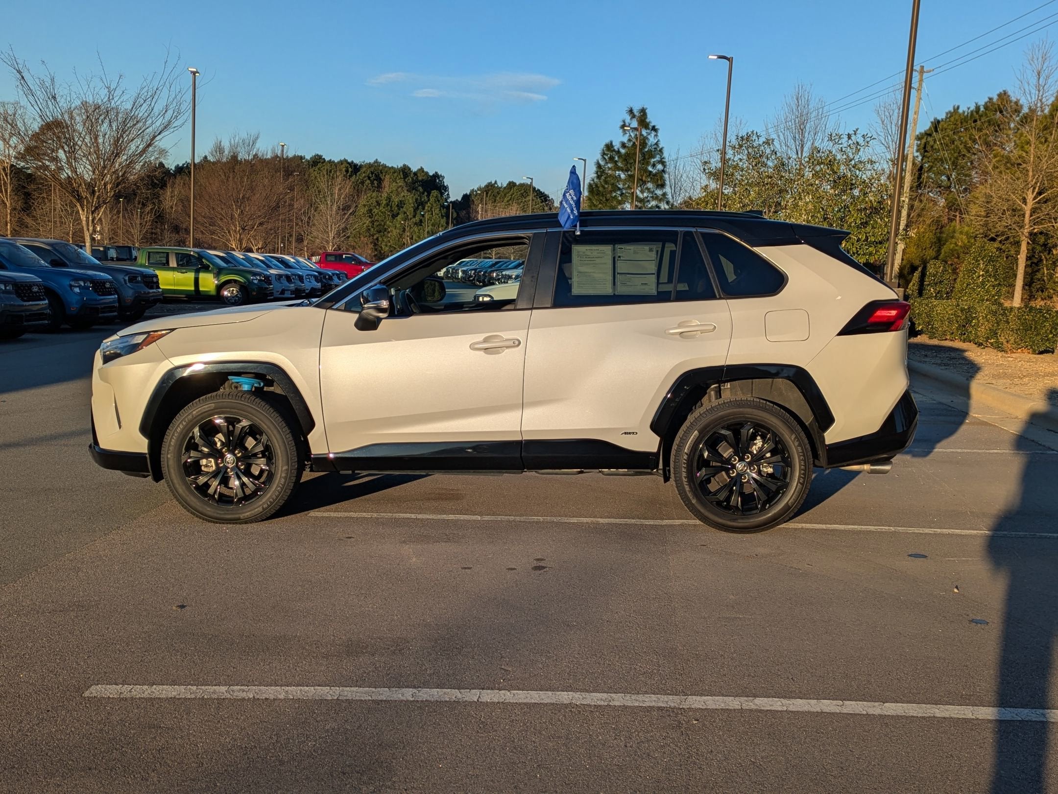 2022 Toyota RAV4 Hybrid XSE