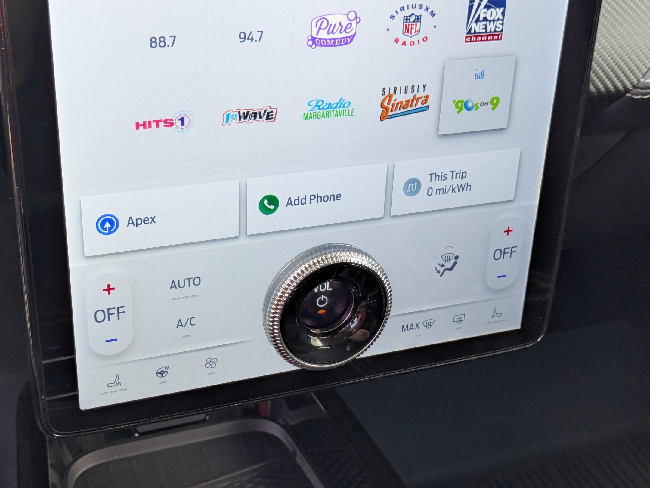 2025 Ford Mustang Mach-E Select