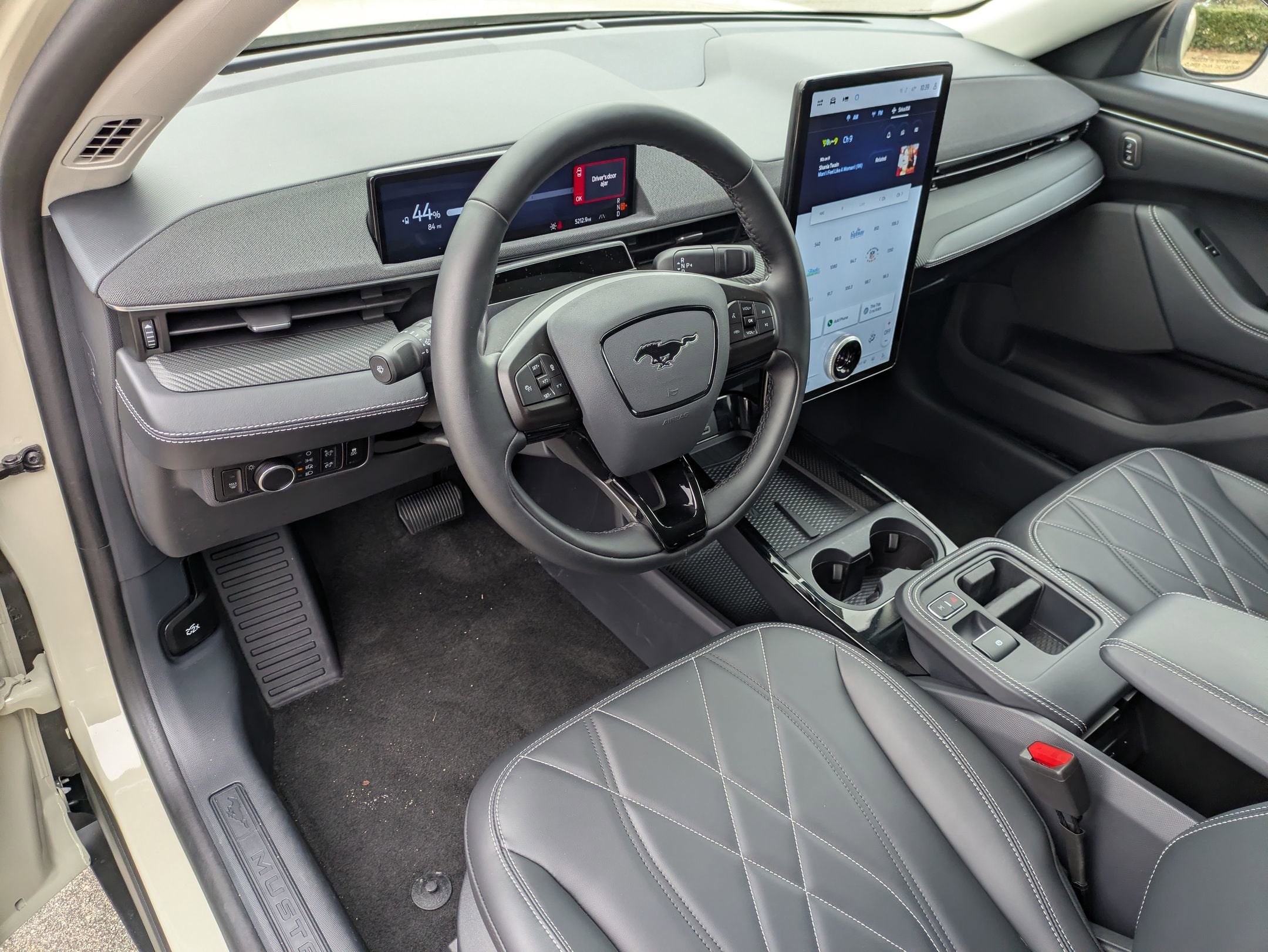 2025 Ford Mustang Mach-E Select