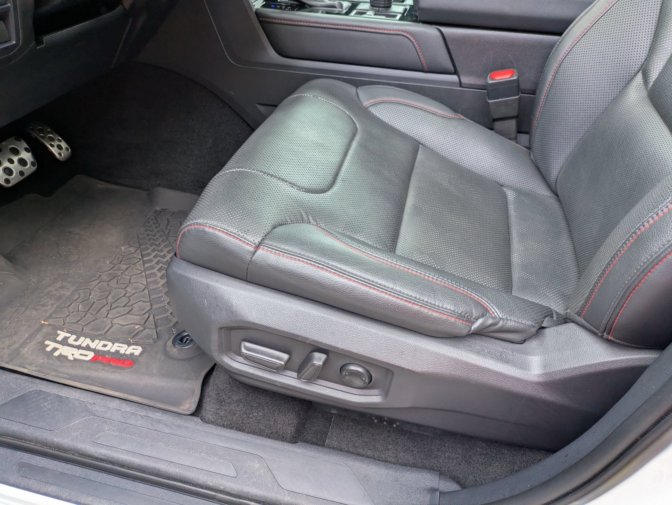 2022 Toyota Tundra 4WD TRD Pro Hybrid