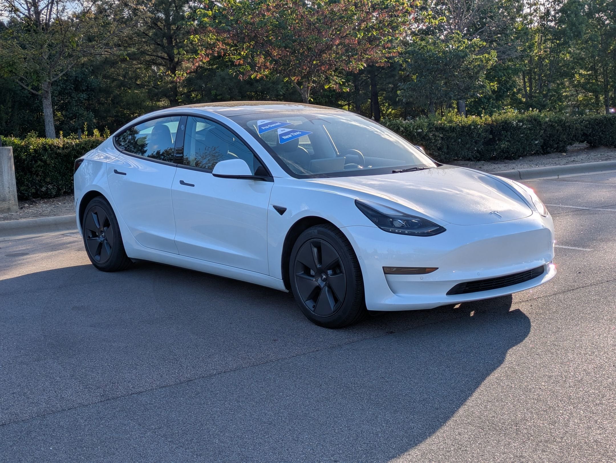 2022 Tesla Model 3 Base