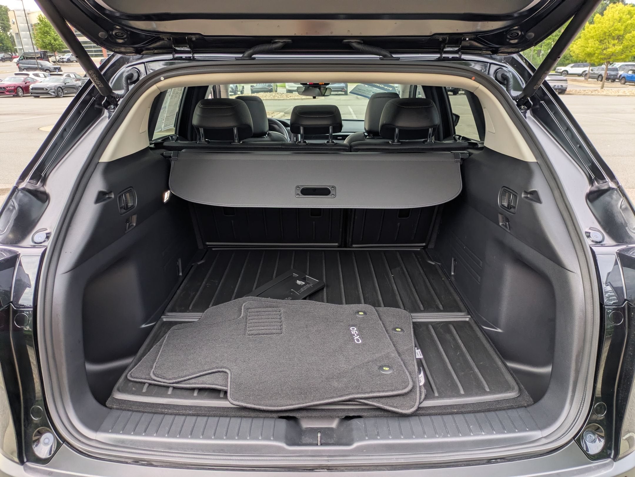 2025 Mazda Mazda CX-50 2.5 S Premium Package