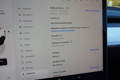 2024 Tesla Model Y Long Range