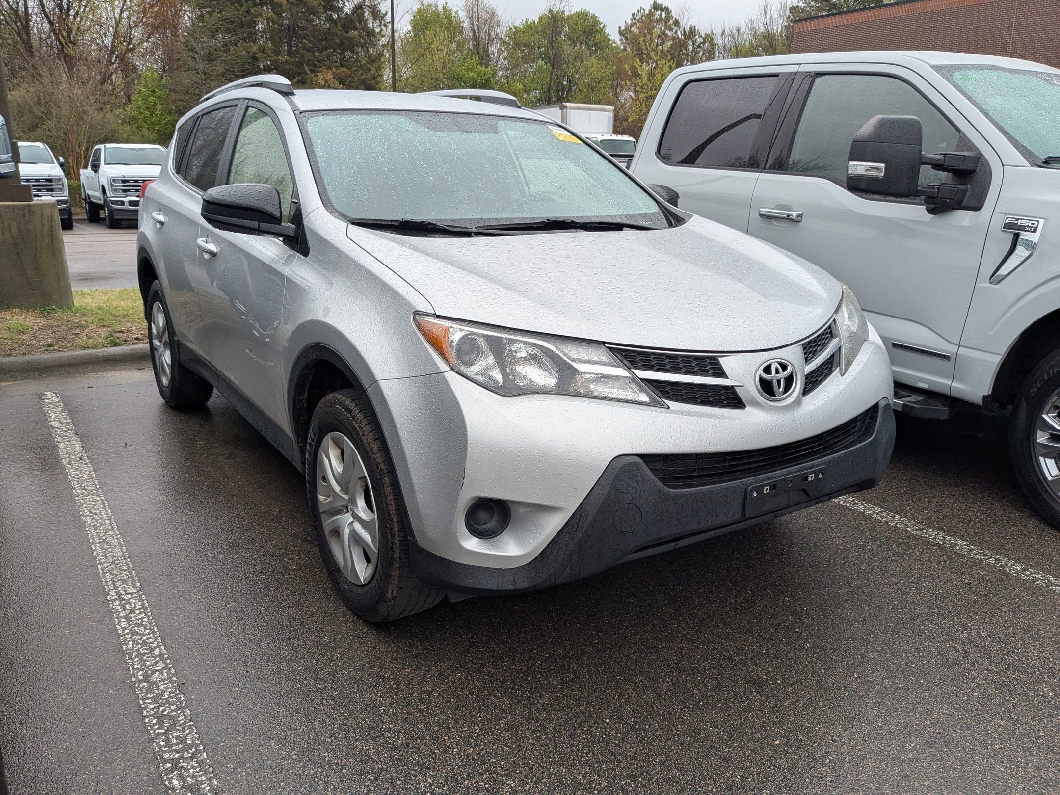 2015 Toyota RAV4 LE